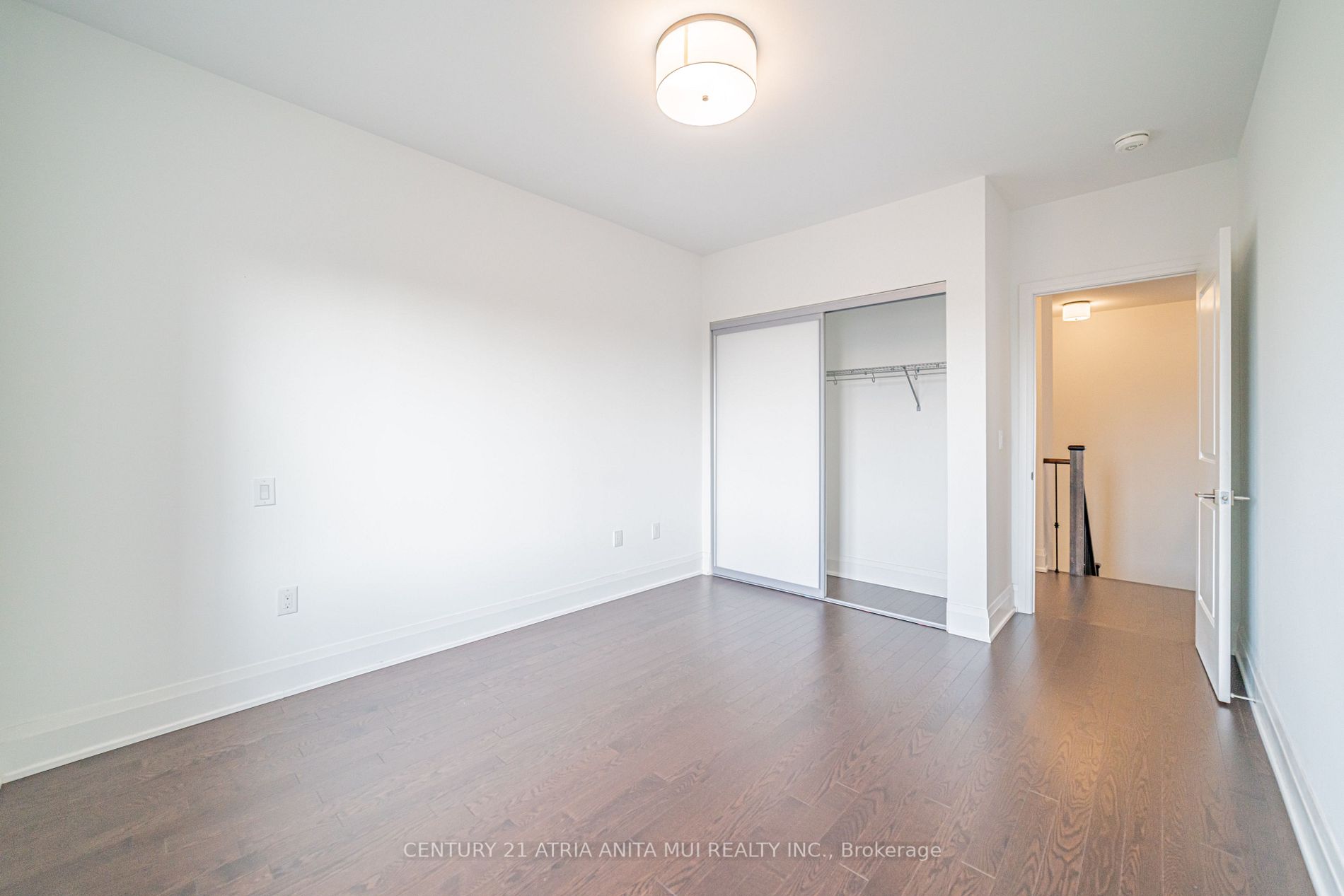 386 Highway 7 E, #Th8