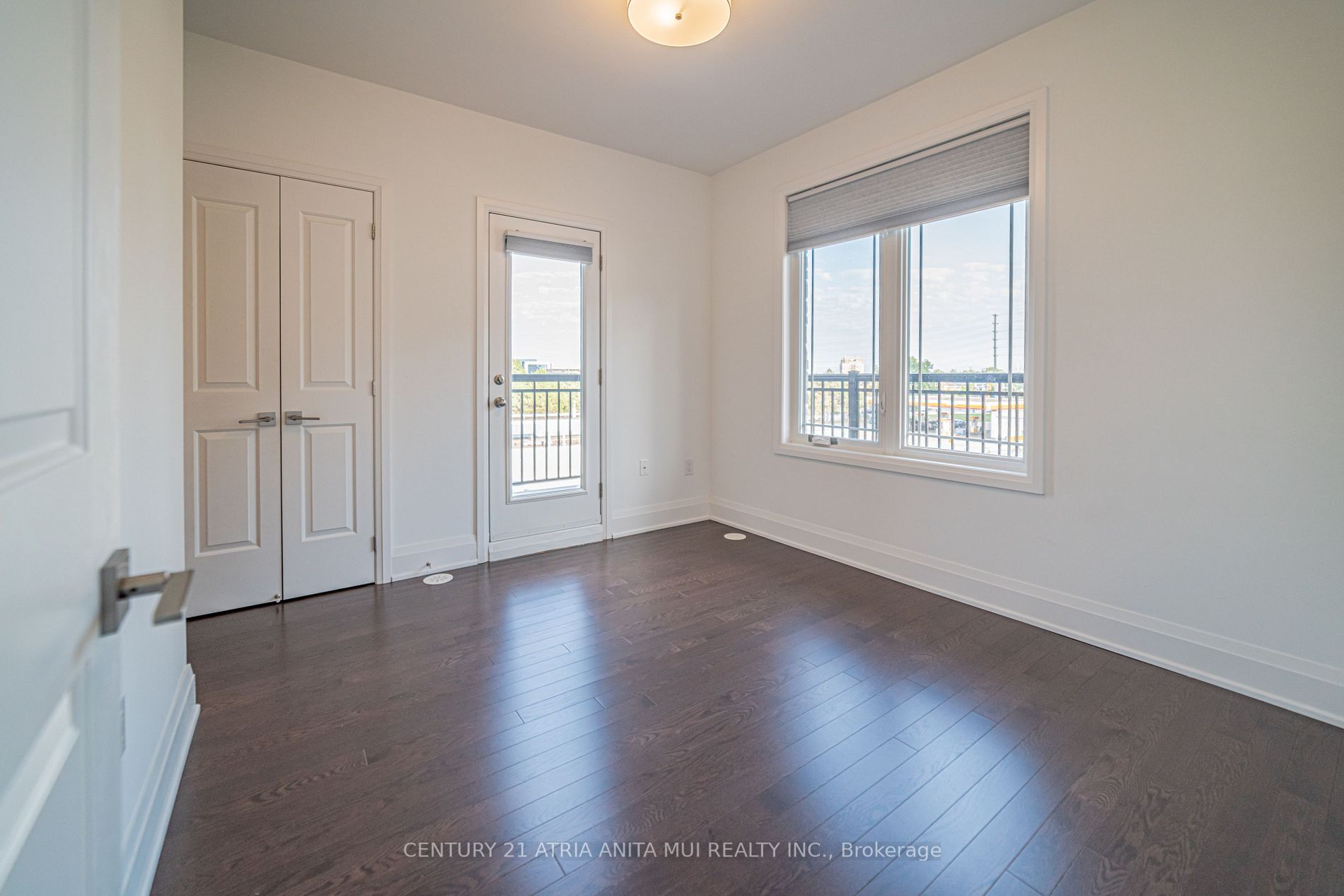 386 Highway 7 E, #Th8