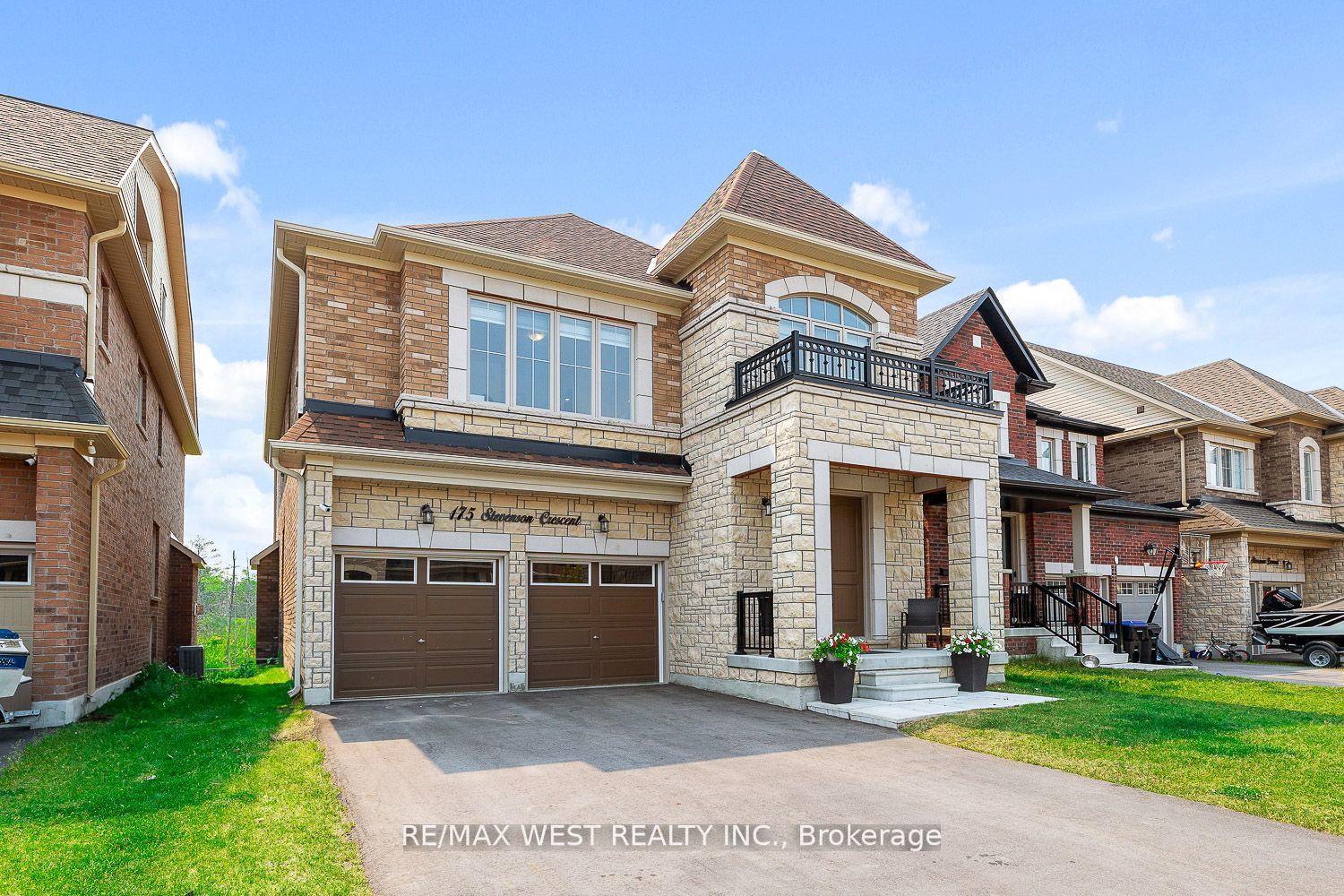 175 Stevenson Cres
