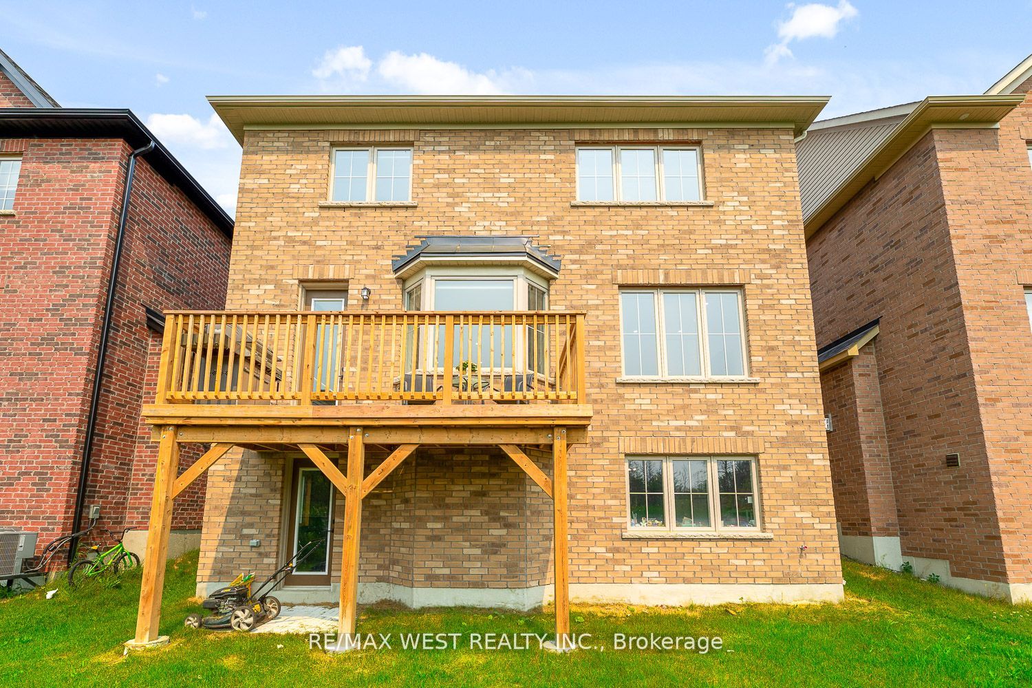 175 Stevenson Cres