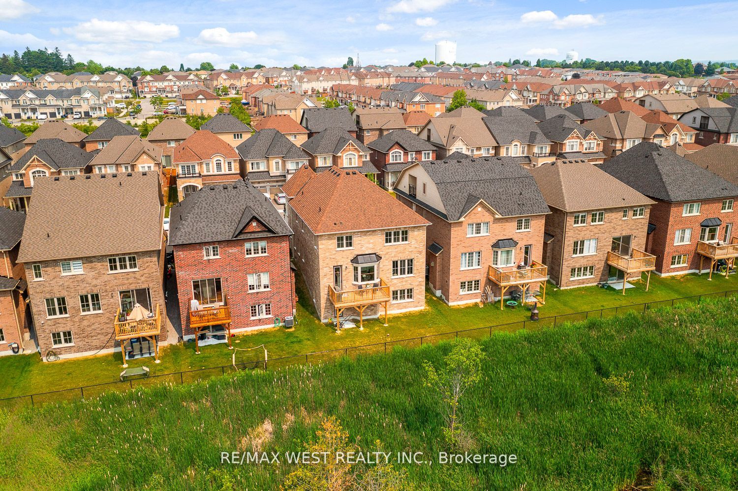 175 Stevenson Cres