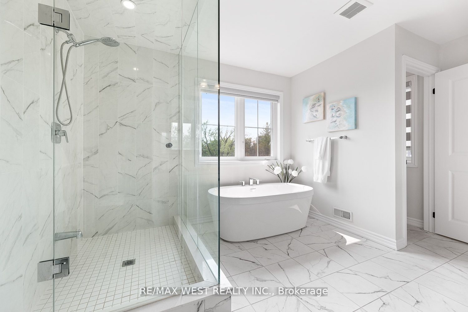 175 Stevenson Cres