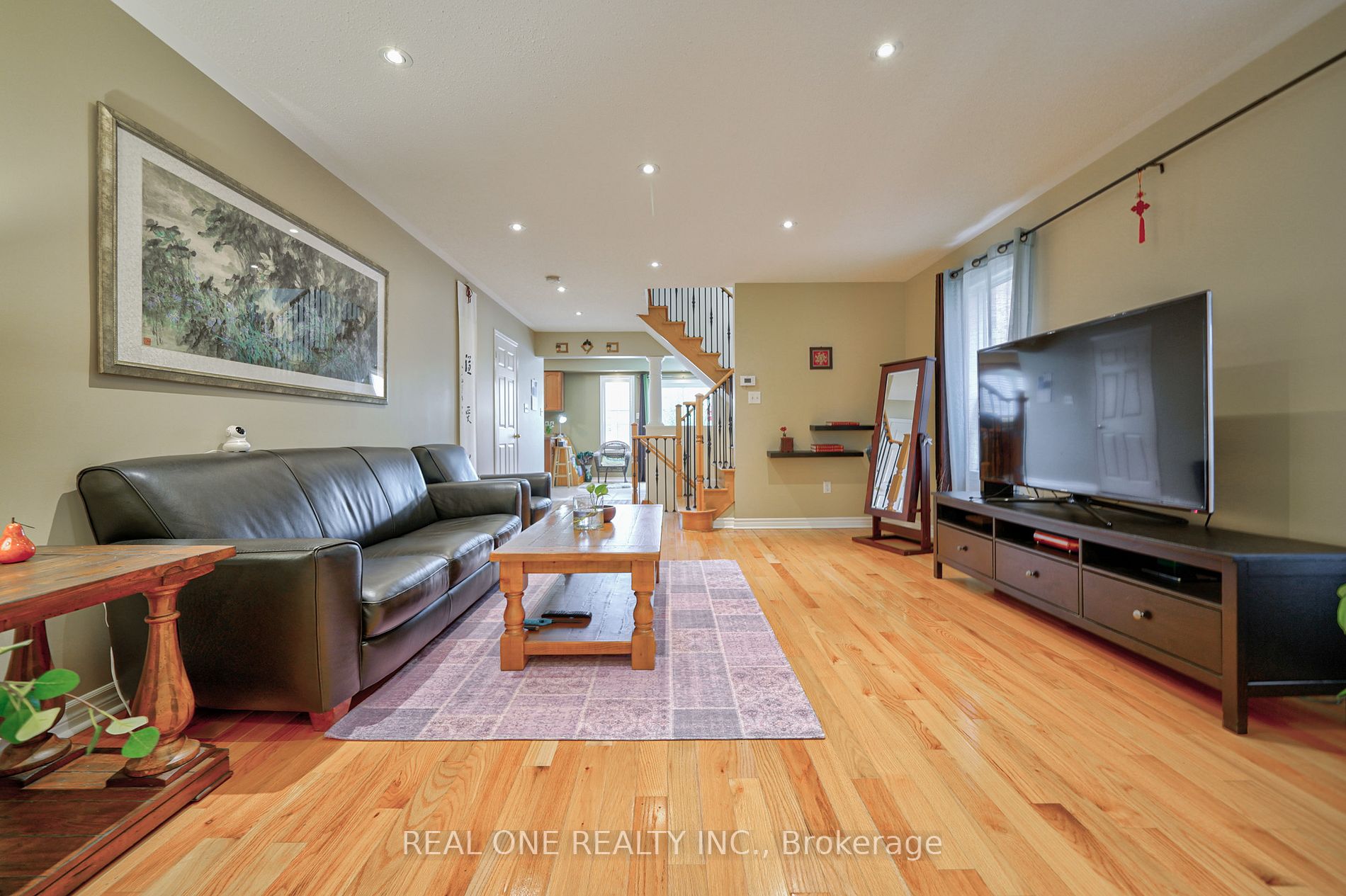 34 Wallwark St