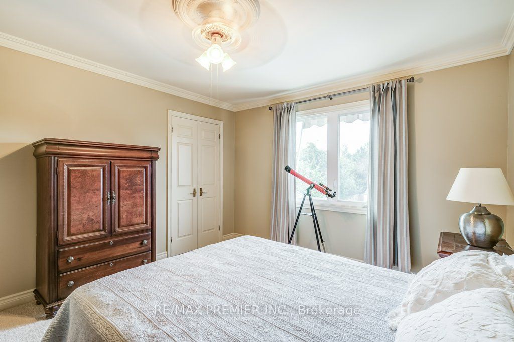 28 Bridgend Crt S
