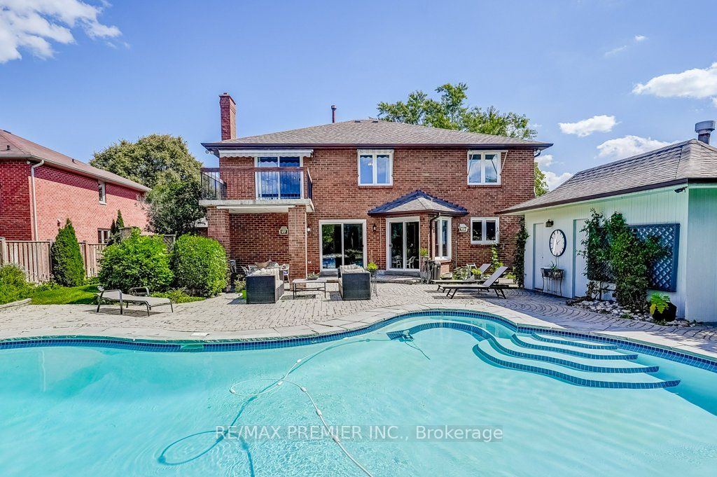 28 Bridgend Crt S
