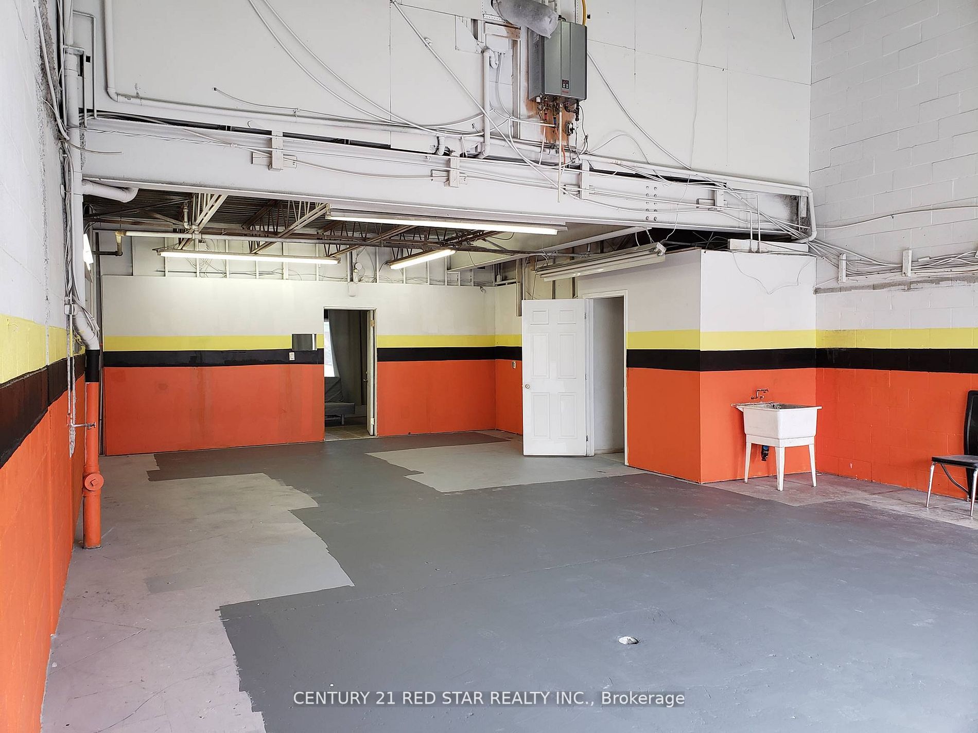 140 Regina Rd, #6
