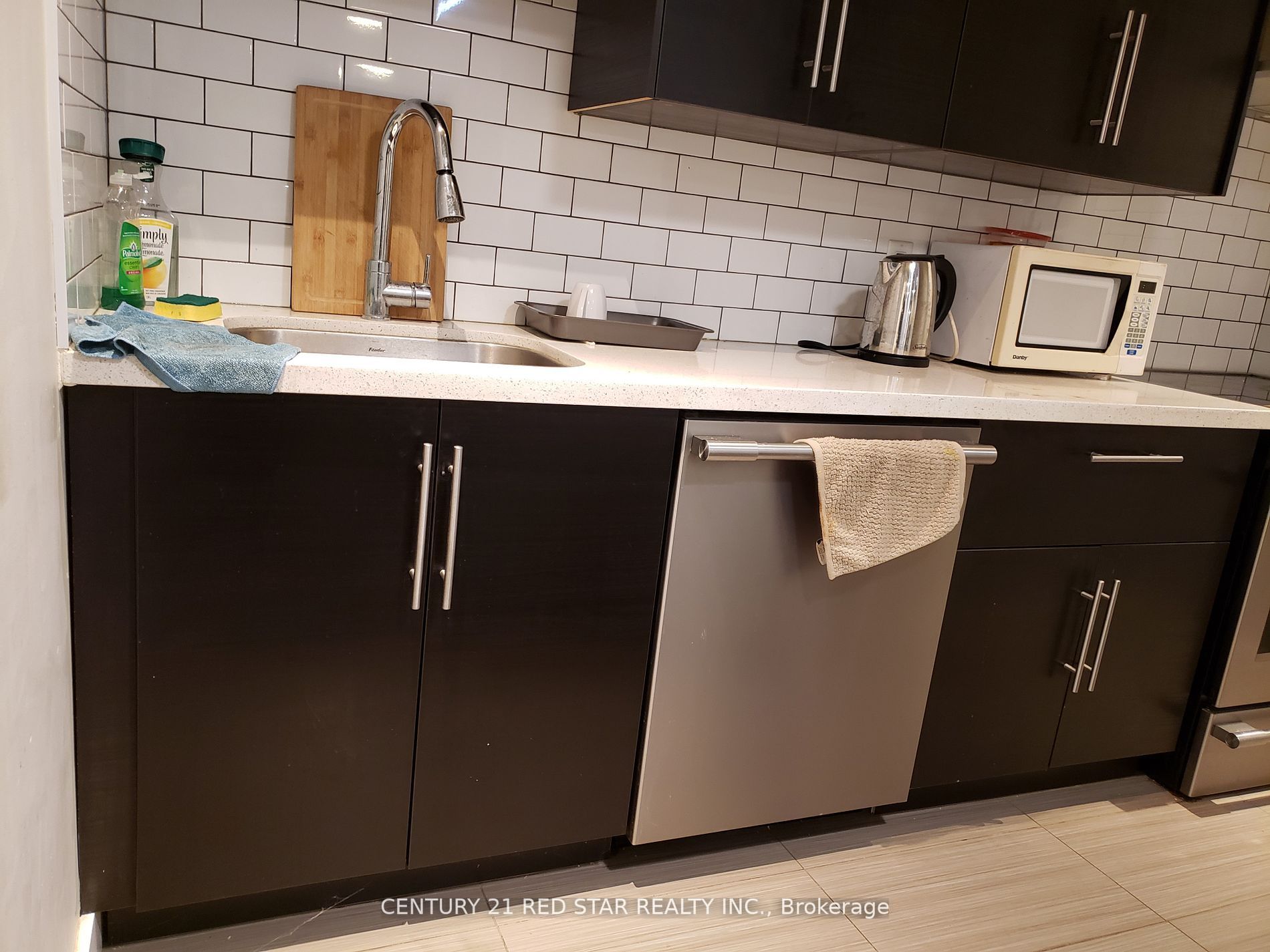 140 Regina Rd, #6