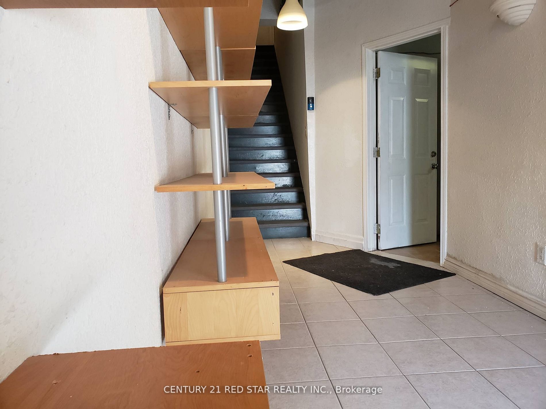 140 Regina Rd, #6