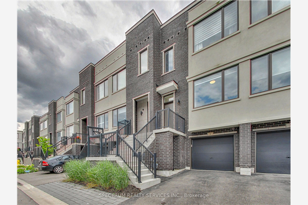 9 Sydney Circ, Vaughan