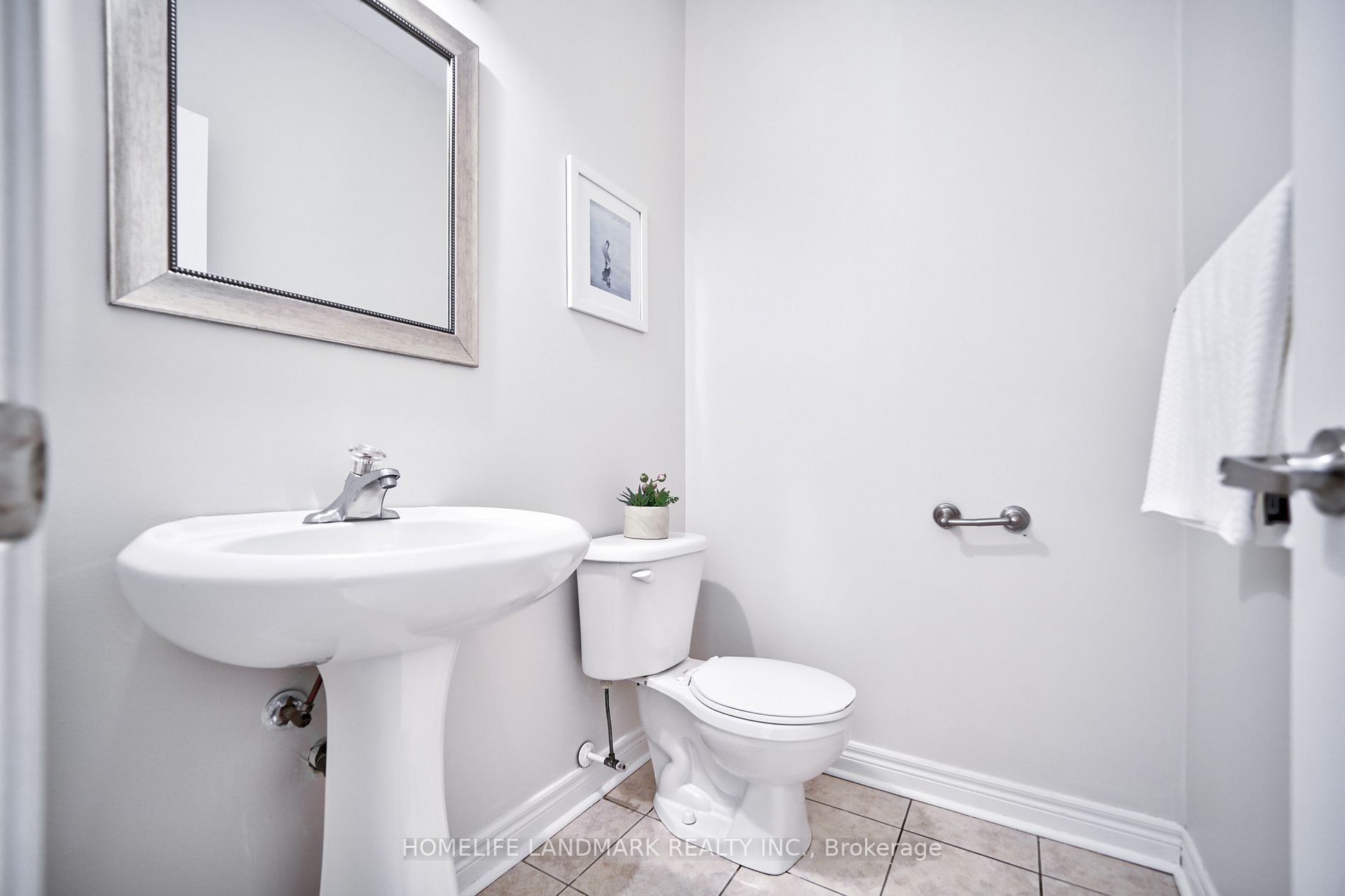 78 Cedarcrest Cres