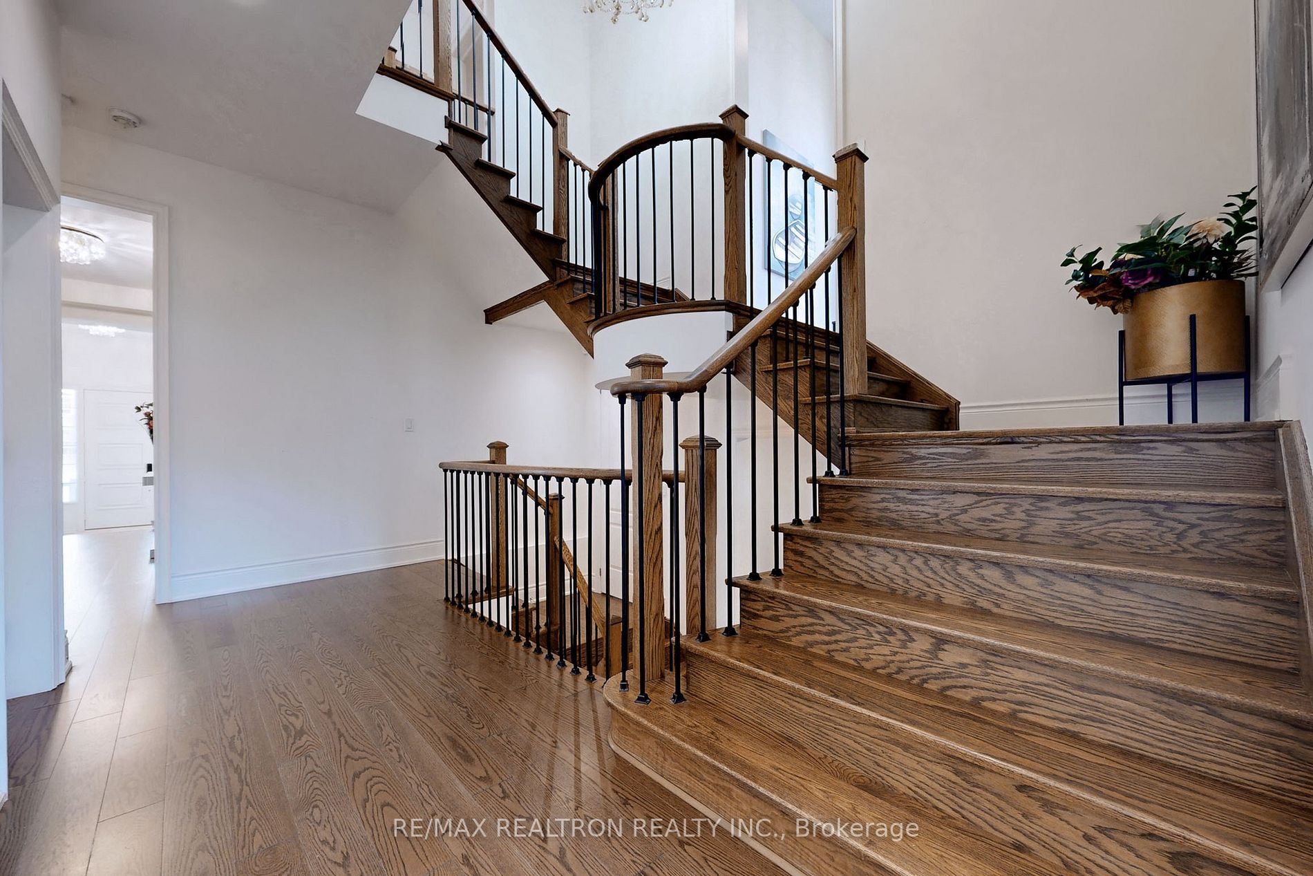 163 Hillsview Drive