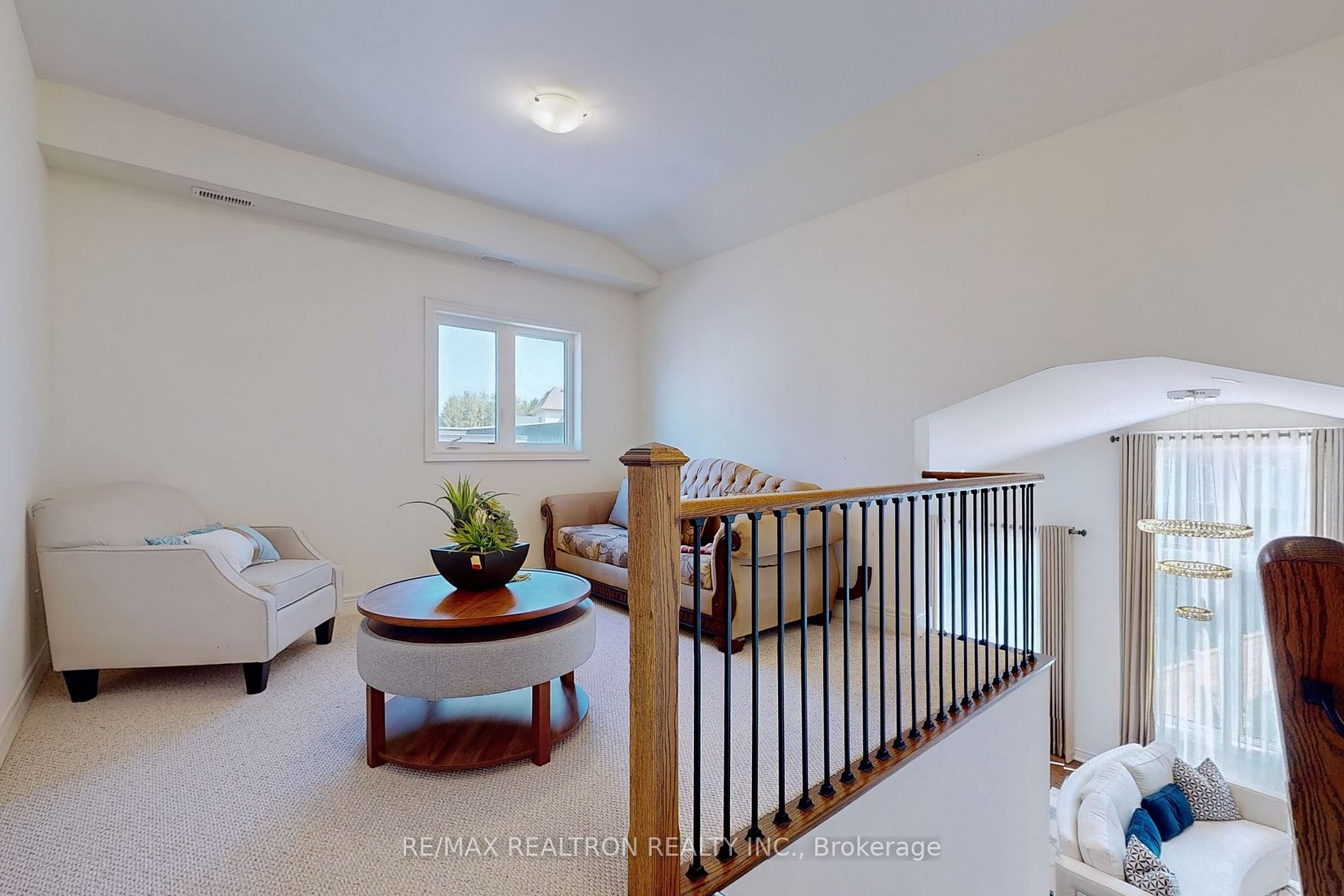 163 Hillsview Drive