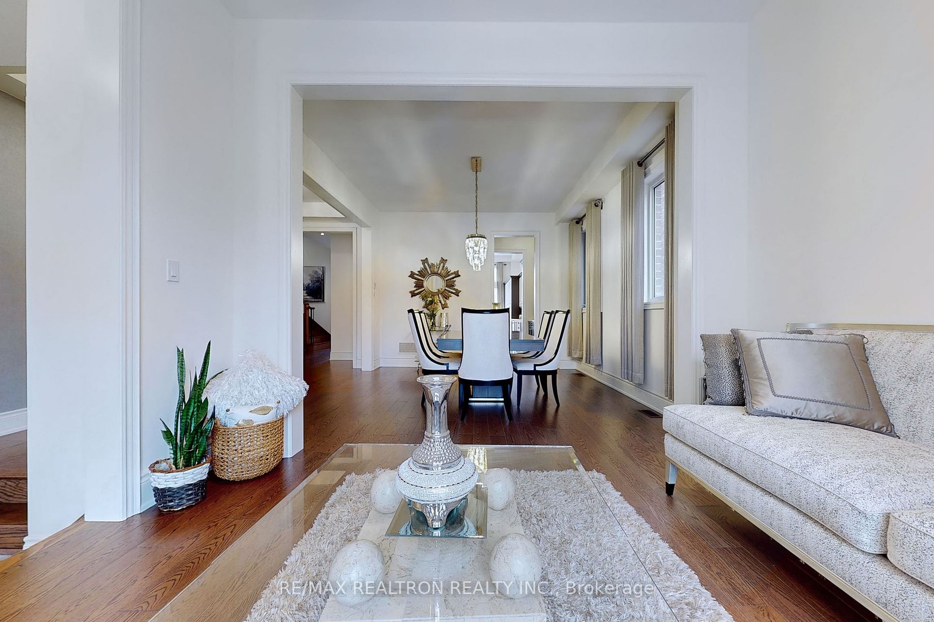 163 Hillsview Drive