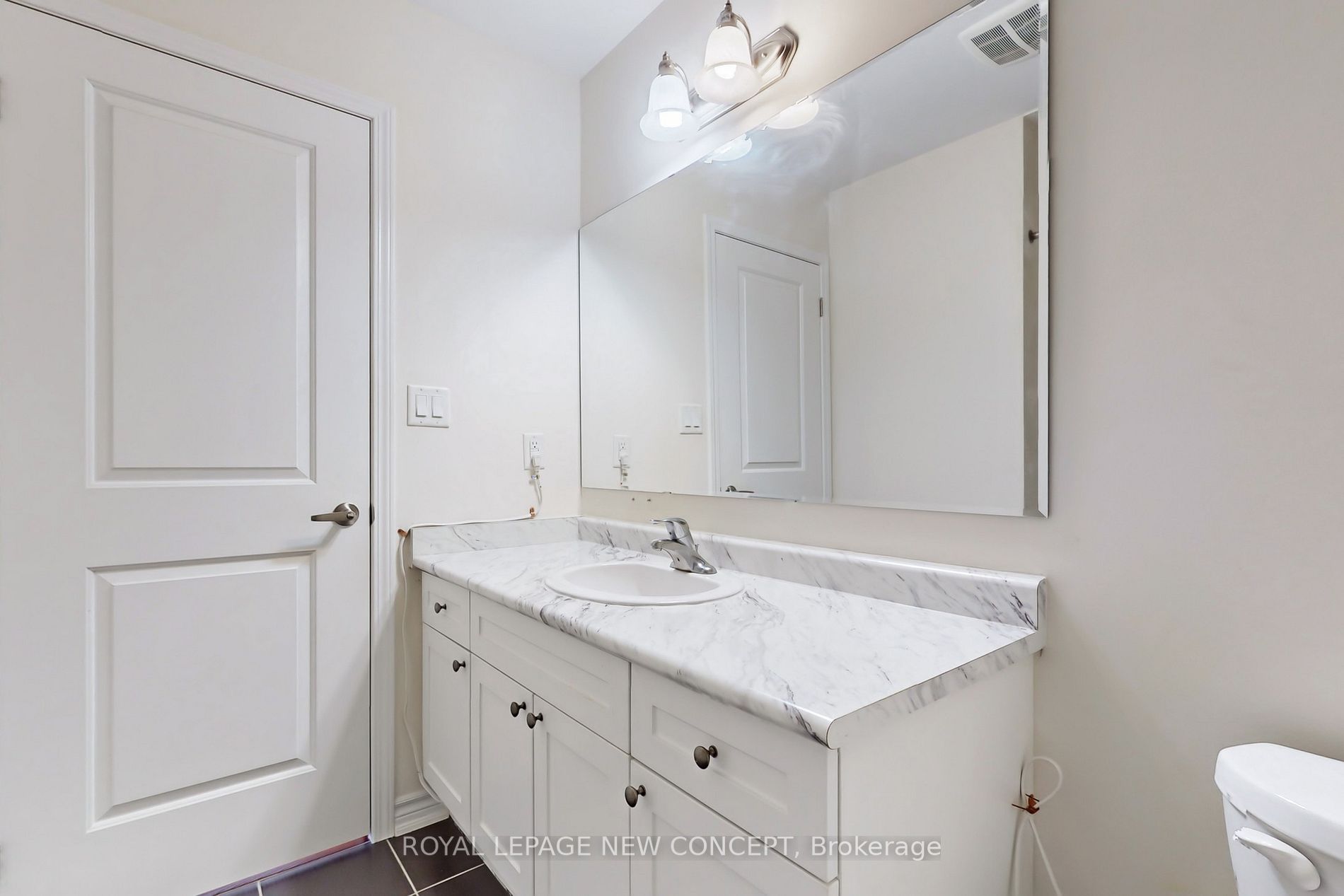 68 Buckle Cres