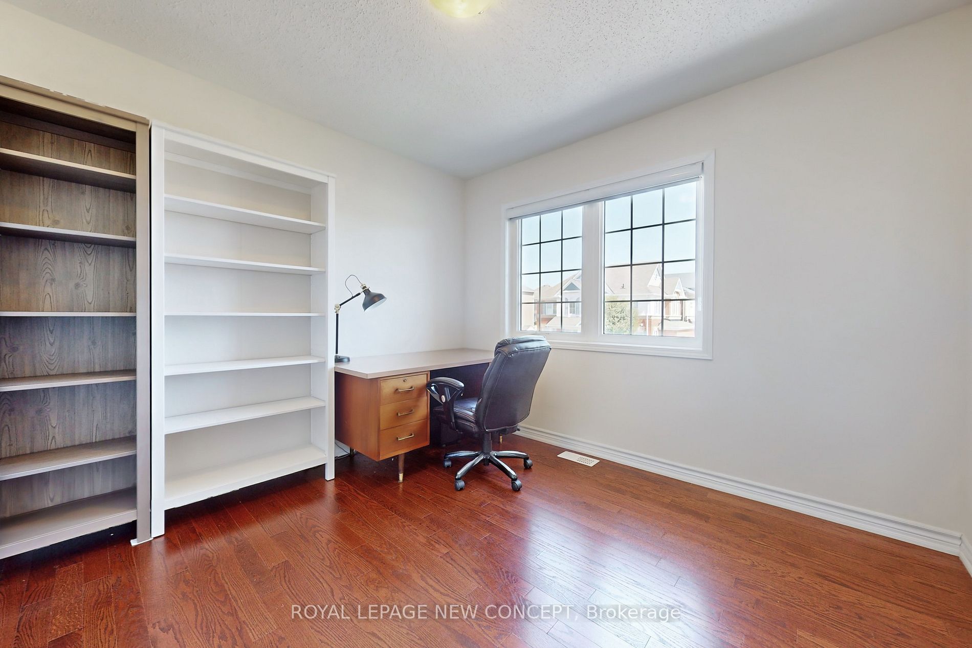 68 Buckle Cres