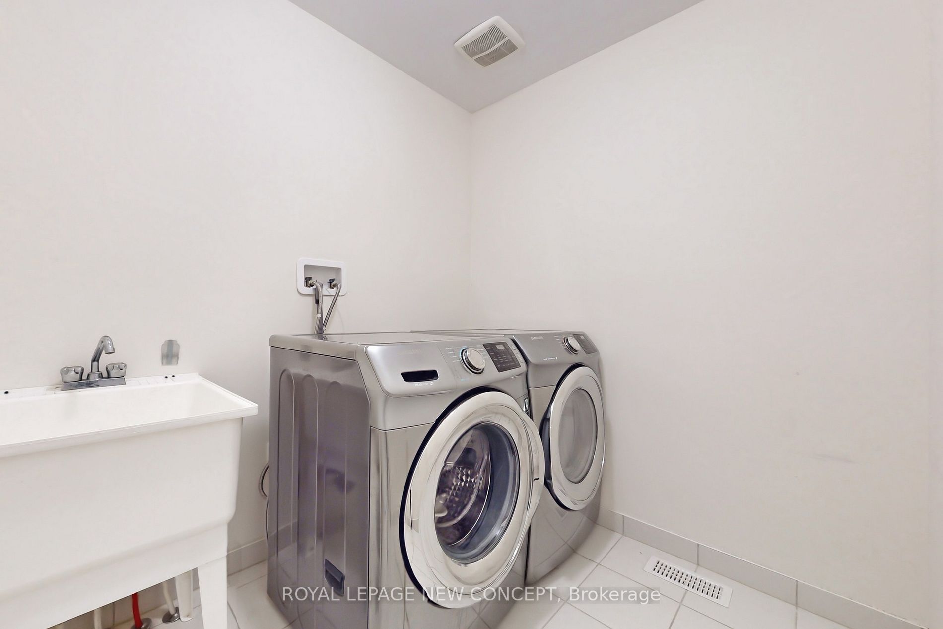 68 Buckle Cres