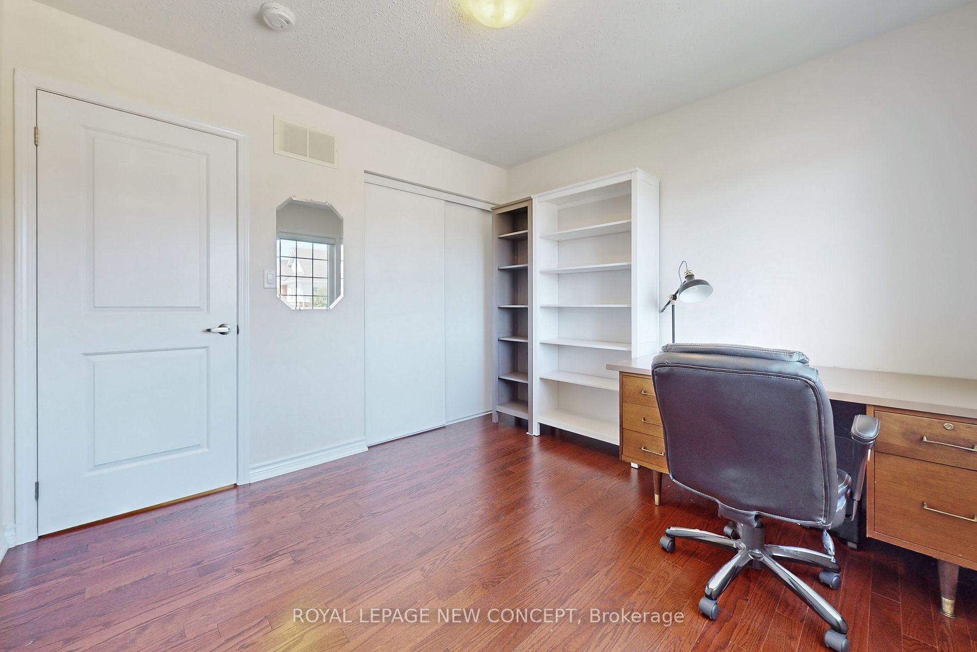 68 Buckle Cres