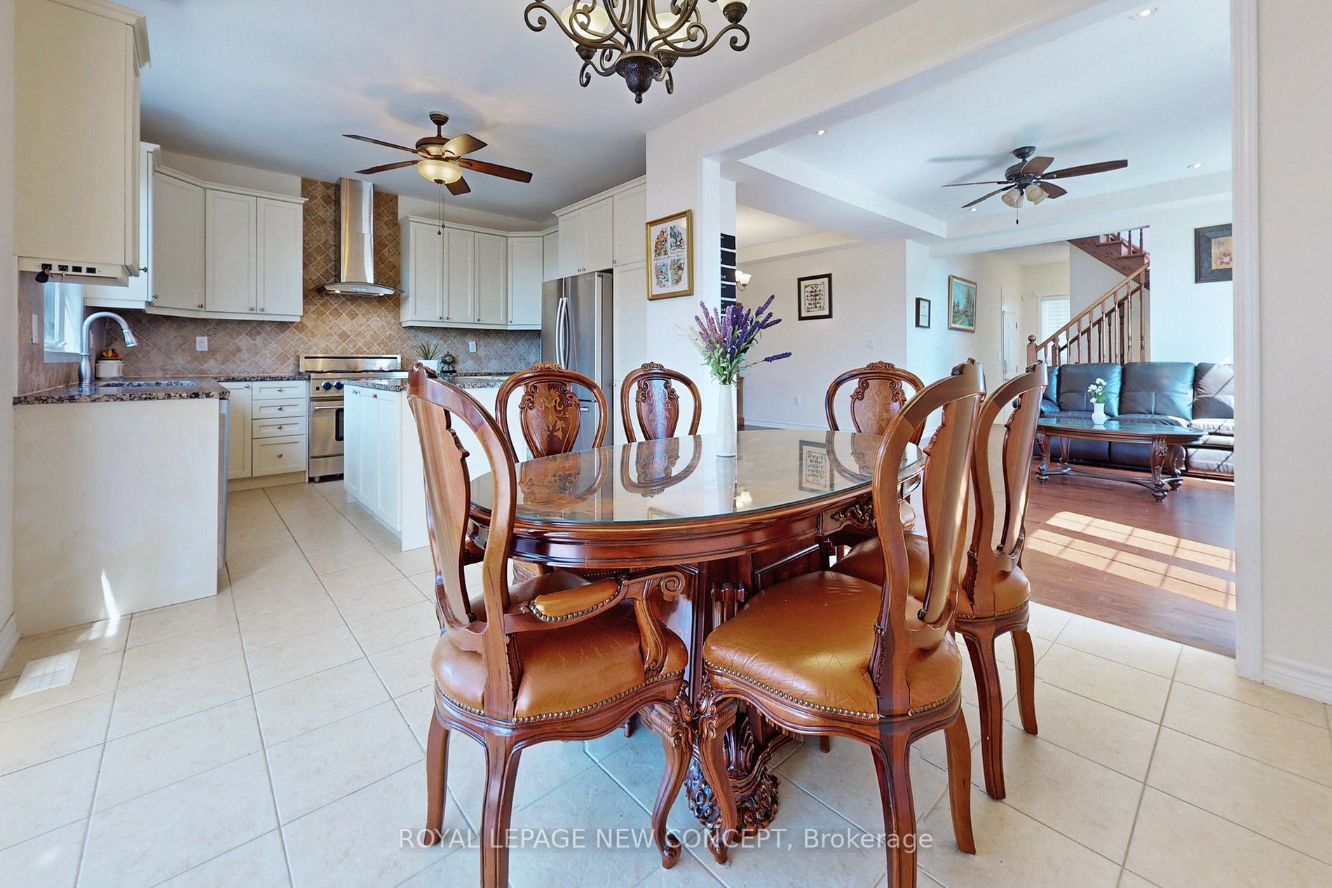 68 Buckle Cres