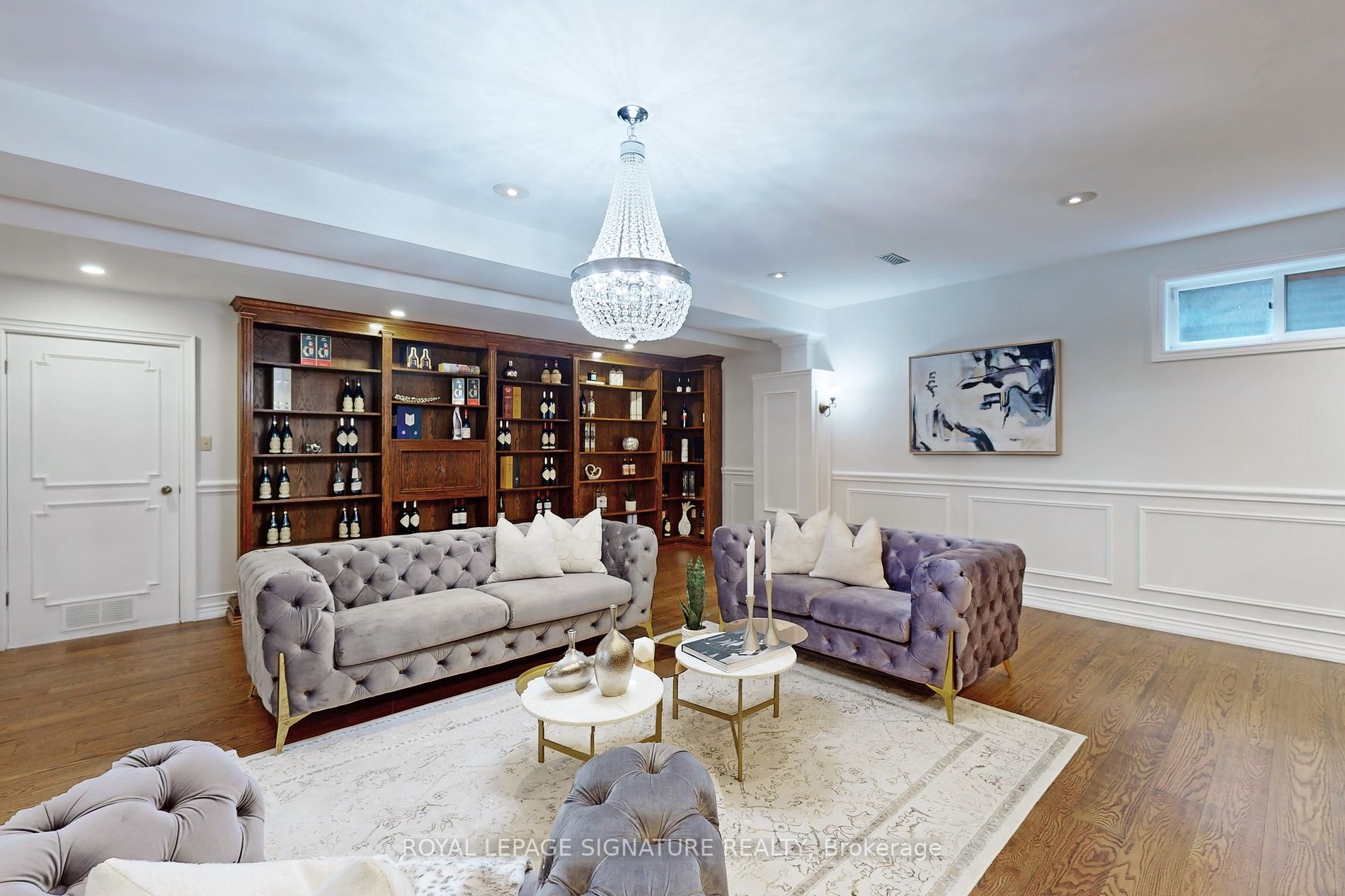 305 Woodland Acres Crescent