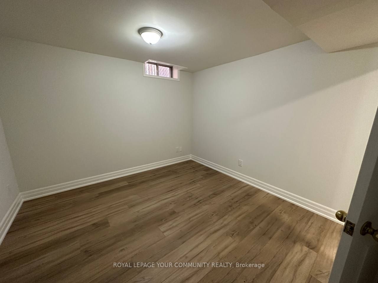 8 Mendys Forest Cres