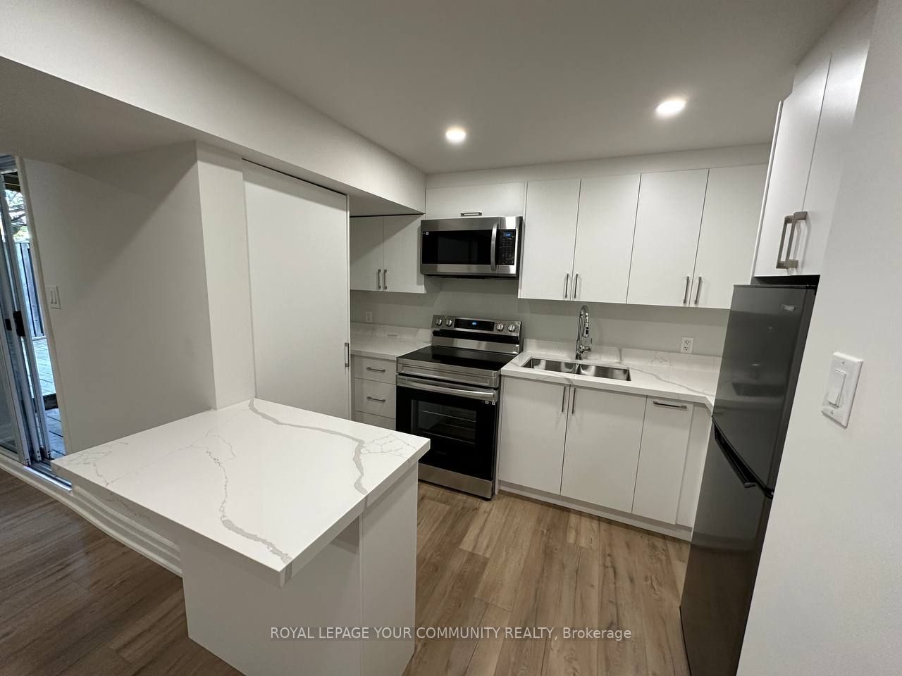 8 Mendys Forest Cres