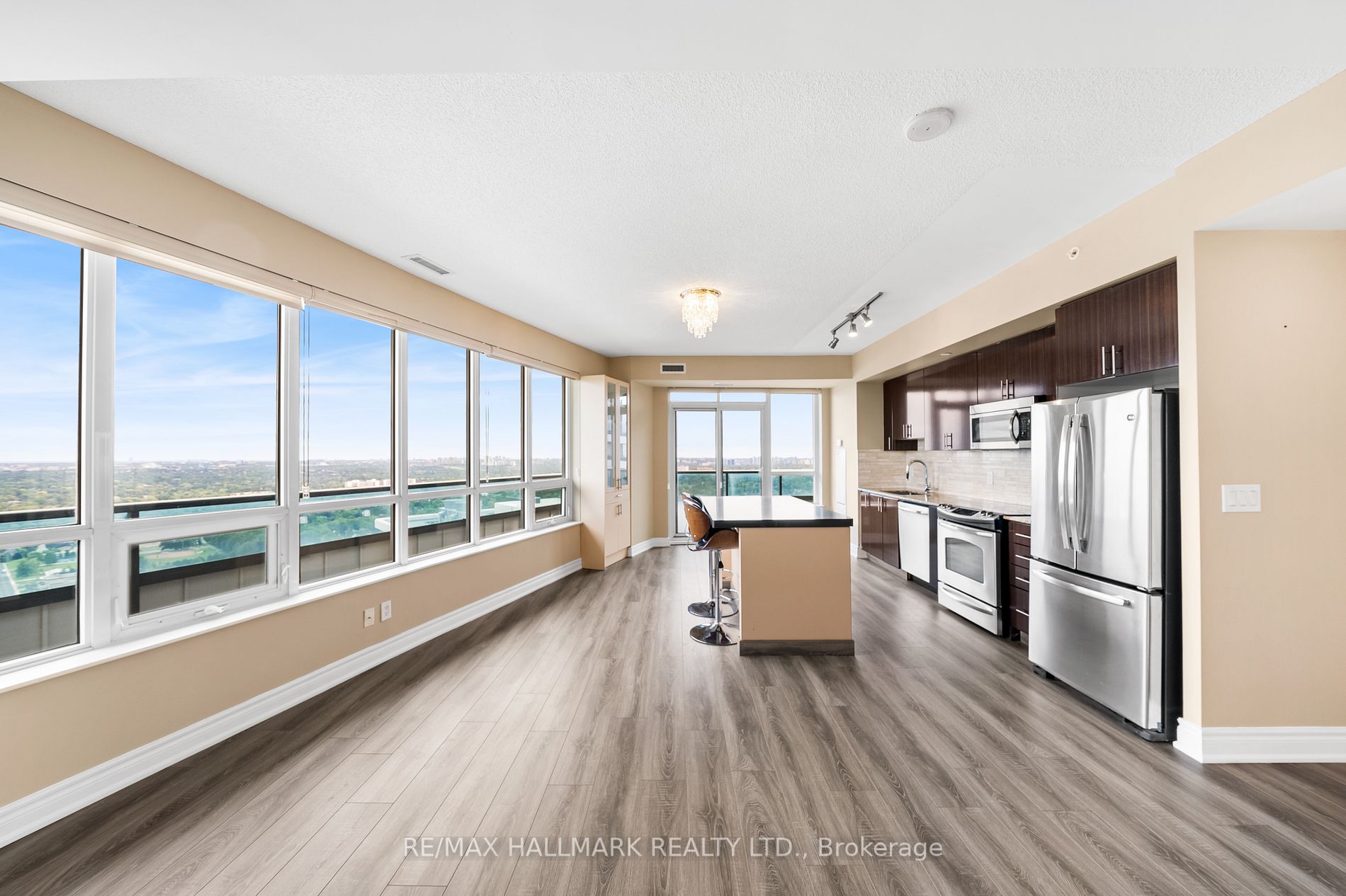 7171 Yonge St, #Ph301