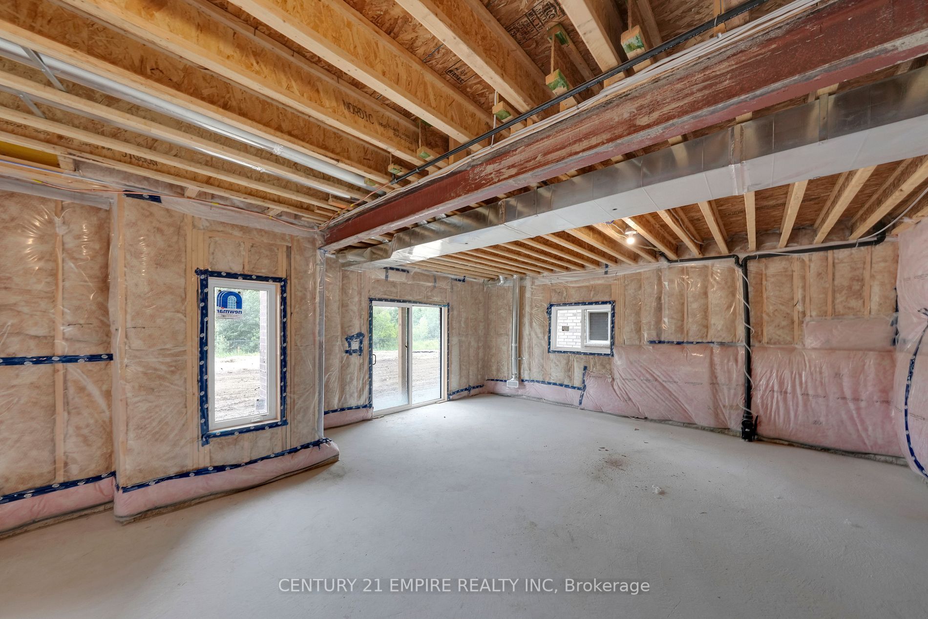 210 Ferragine Cres
