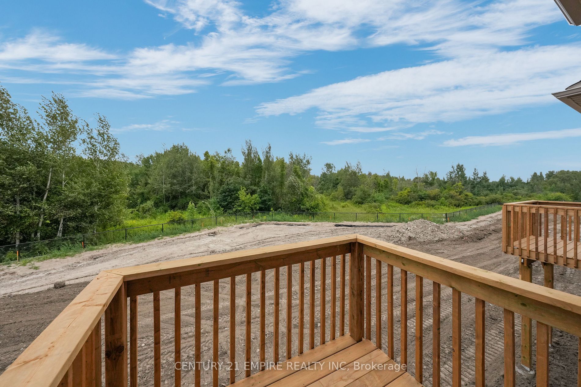210 Ferragine Cres