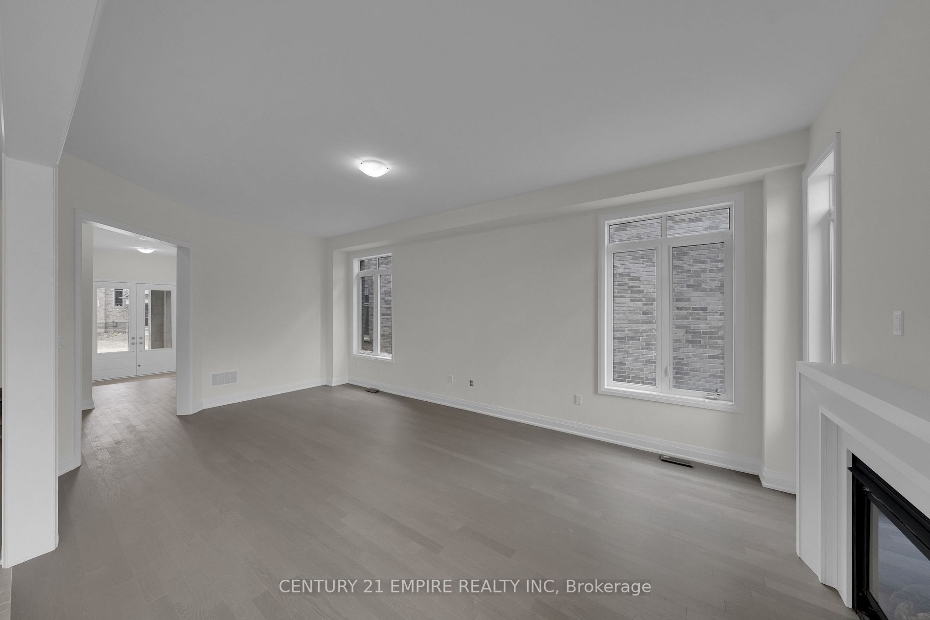 210 Ferragine Cres