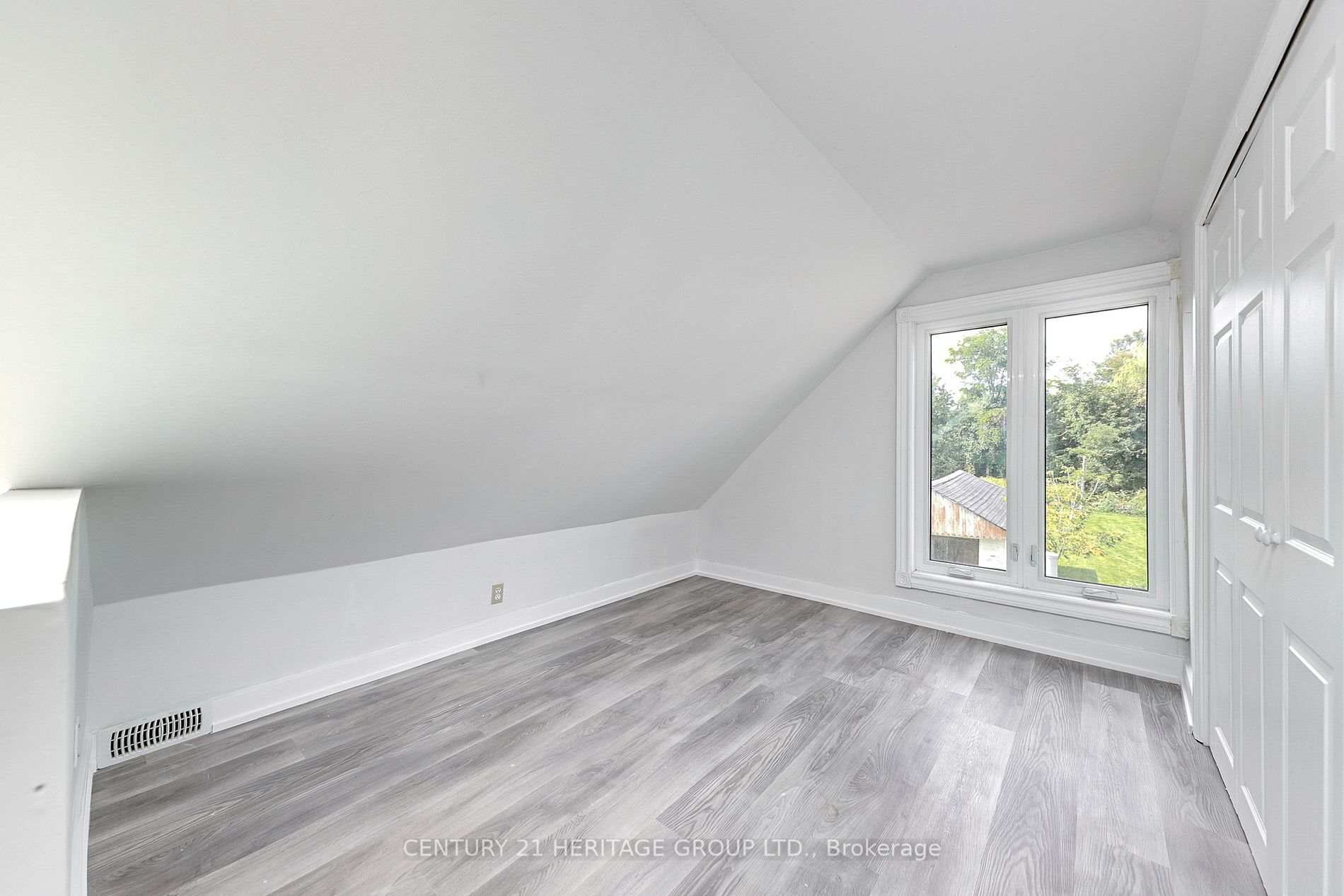 2134 Willard Ave