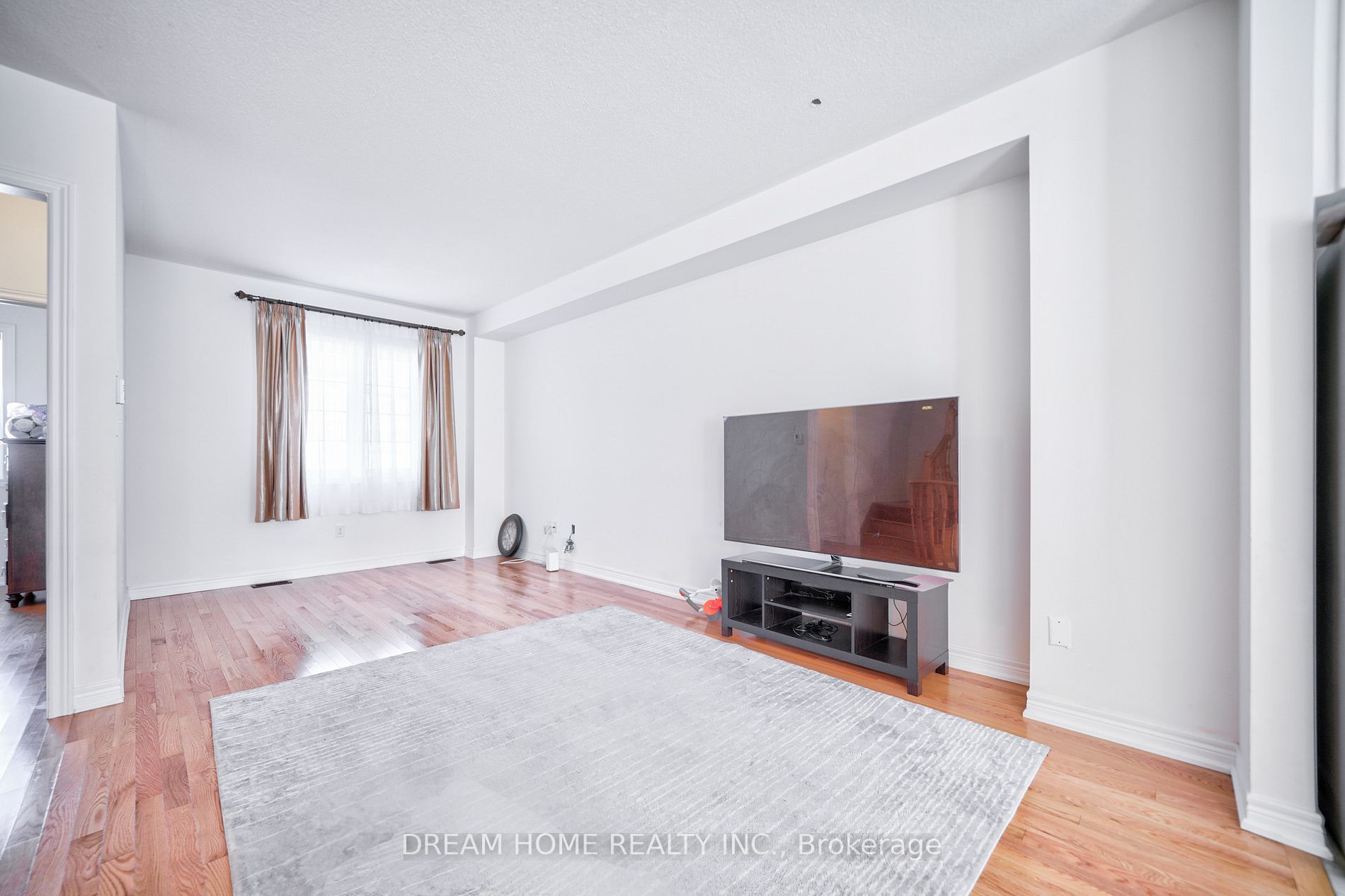 25 Globemaster Lane