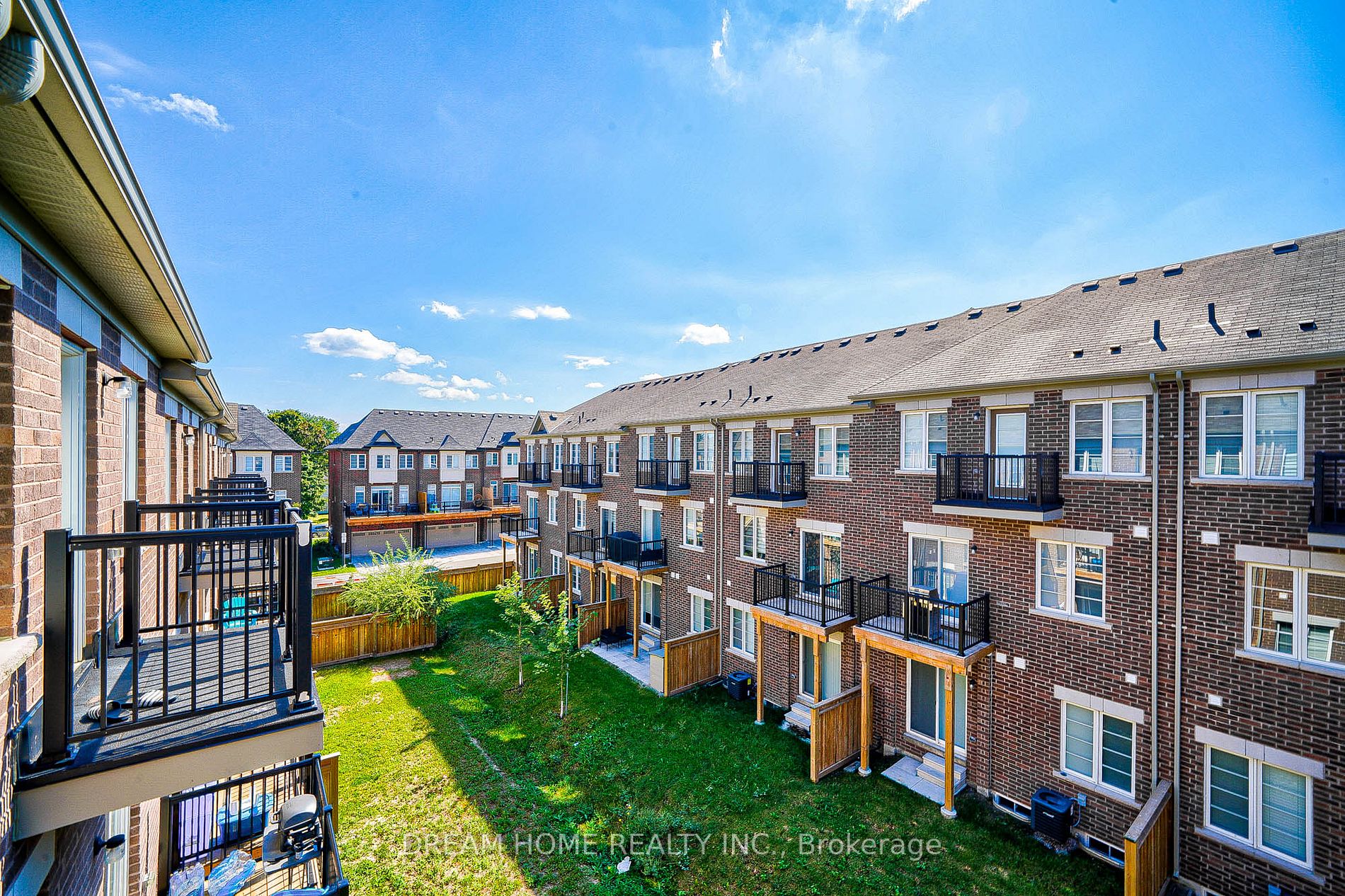 25 Globemaster Lane