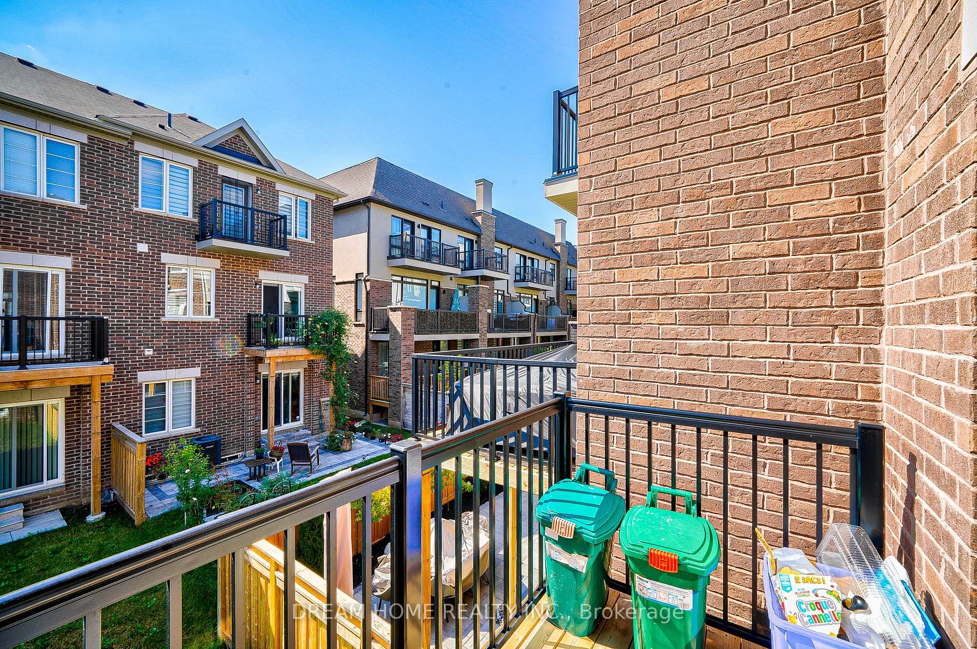 25 Globemaster Lane