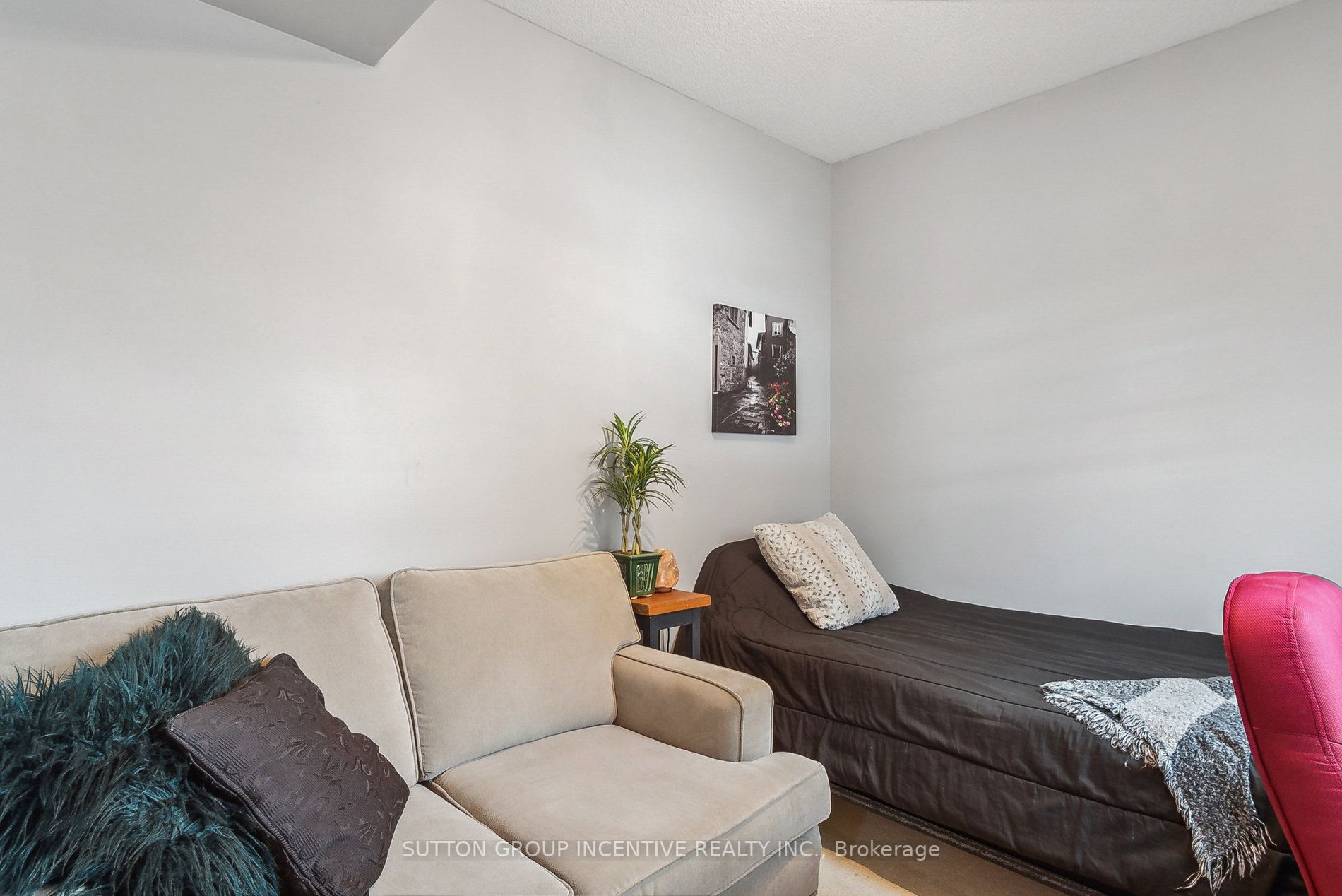 434 Parkwood Avenue