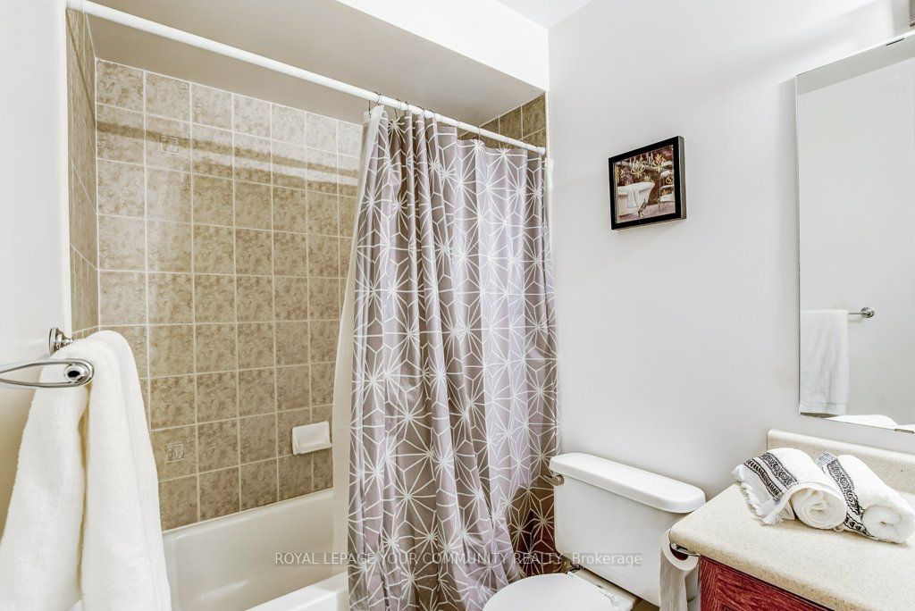 10 Old Colony Road, #22