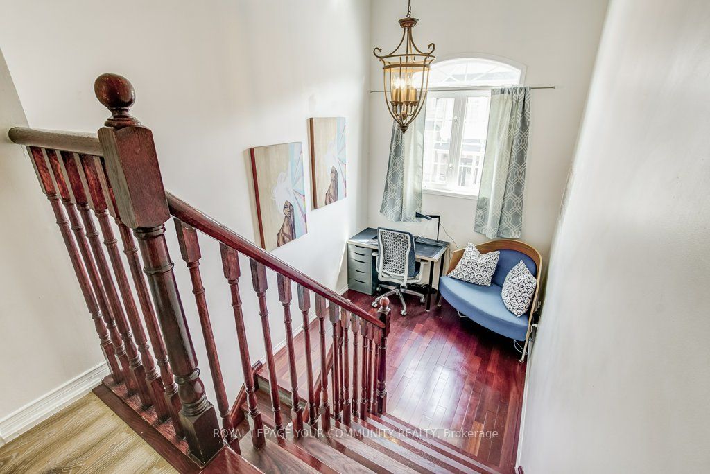 10 Old Colony Road, #22