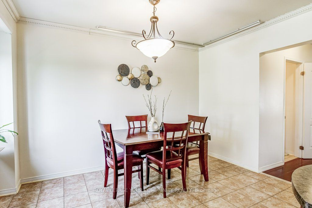 10 Old Colony Road, #22