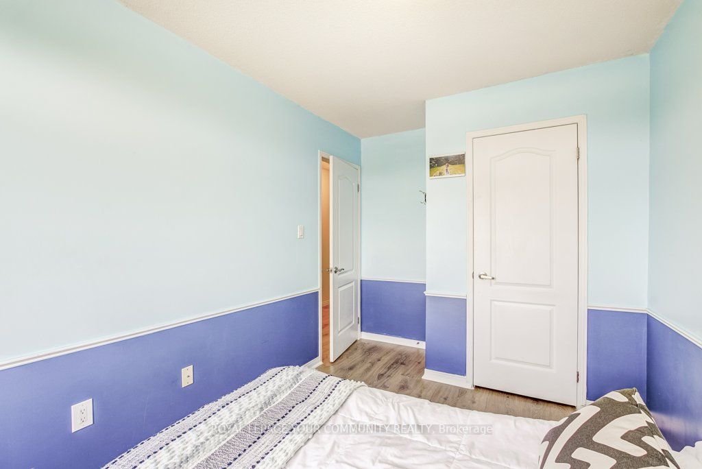 10 Old Colony Road, #22