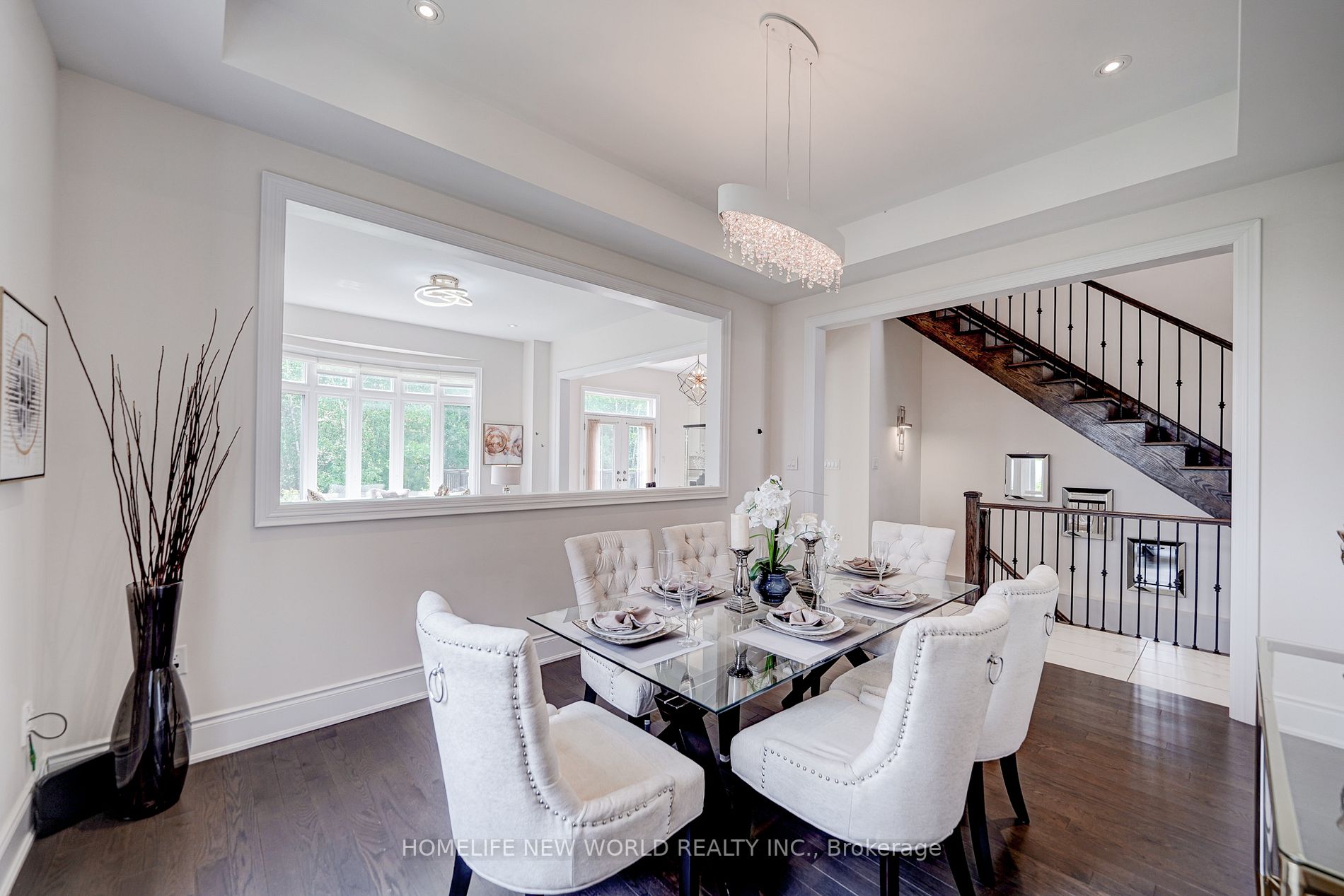 31 Macdonald Crt