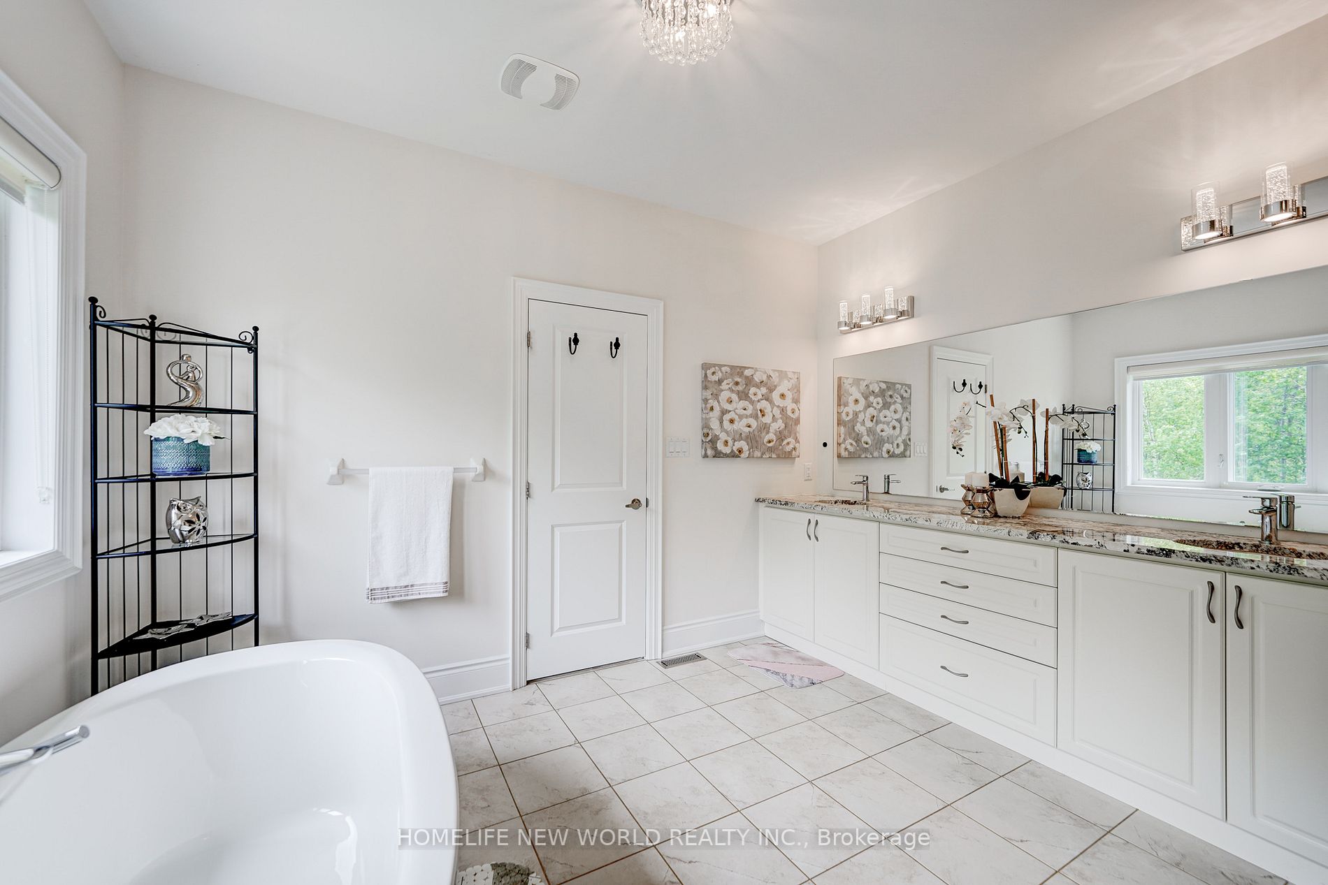 31 Macdonald Crt