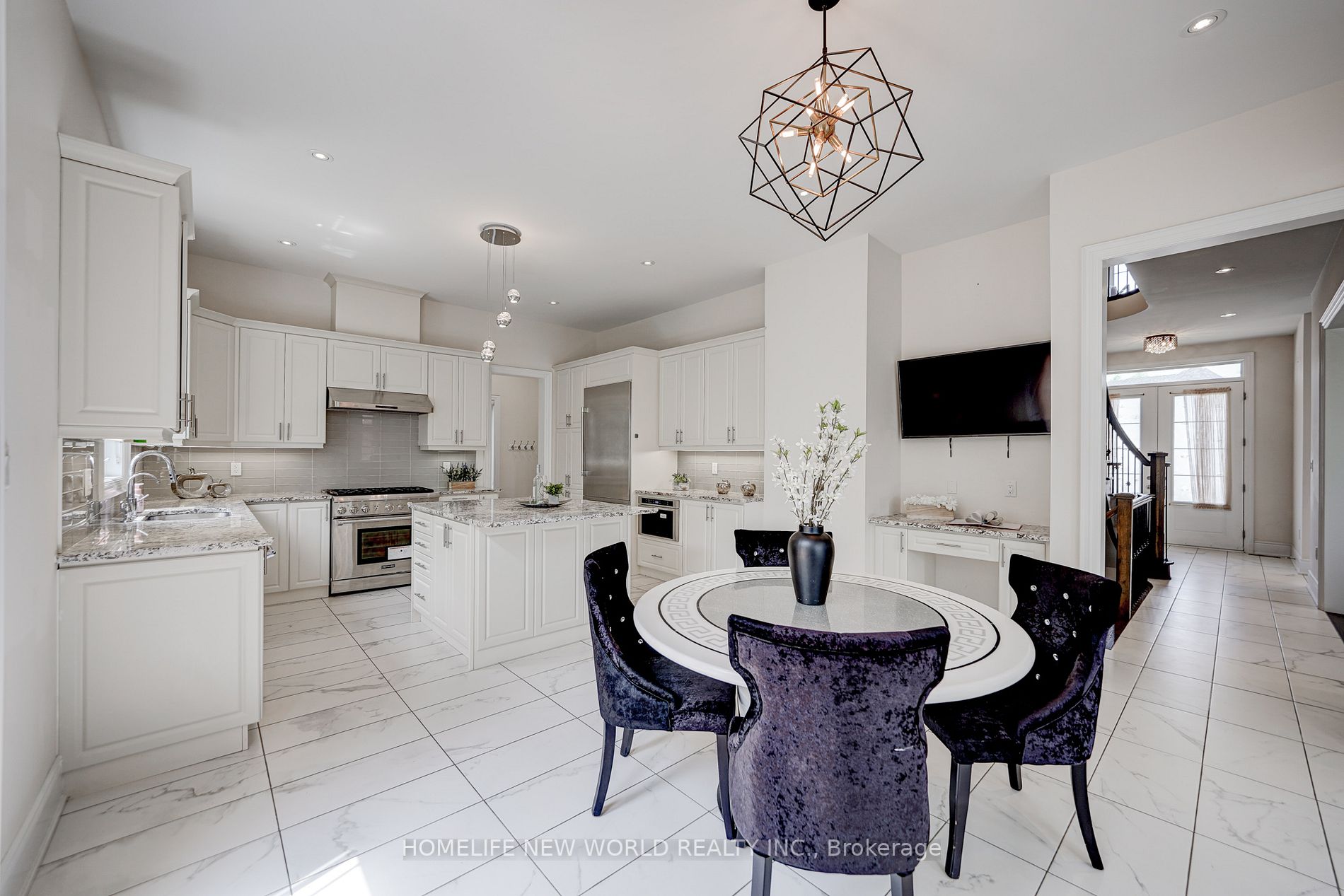 31 Macdonald Crt
