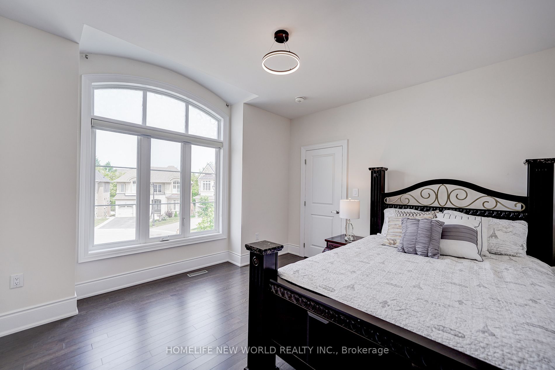 31 Macdonald Crt