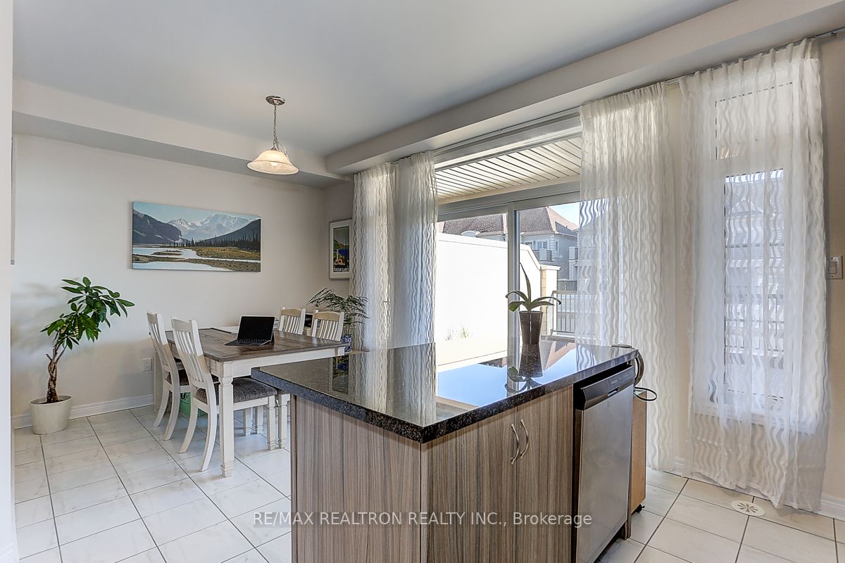 87 GRAND TRUNK Avenue