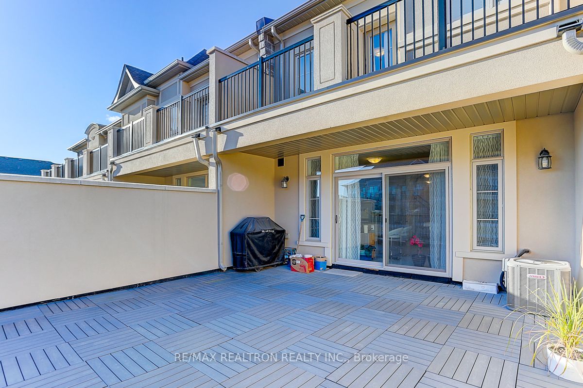 87 GRAND TRUNK Avenue