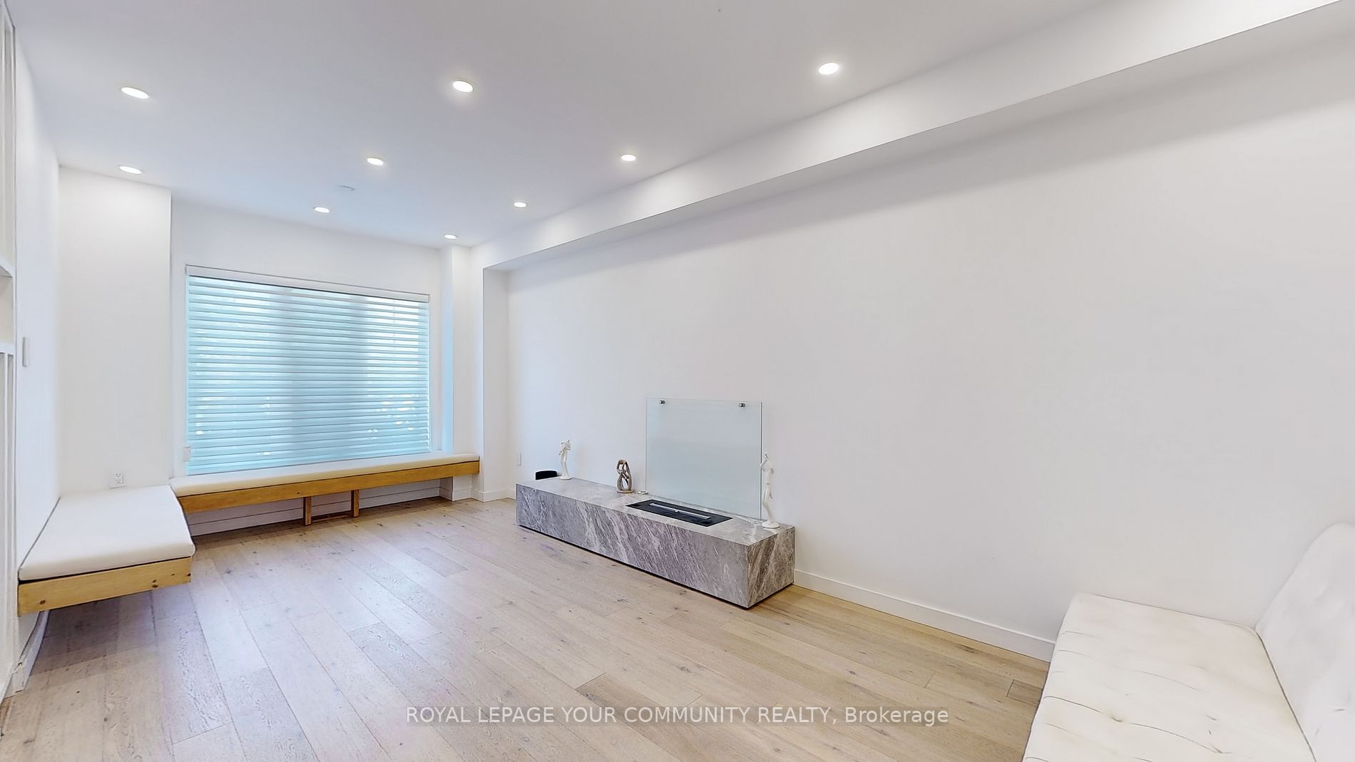 47 Walkview Cres