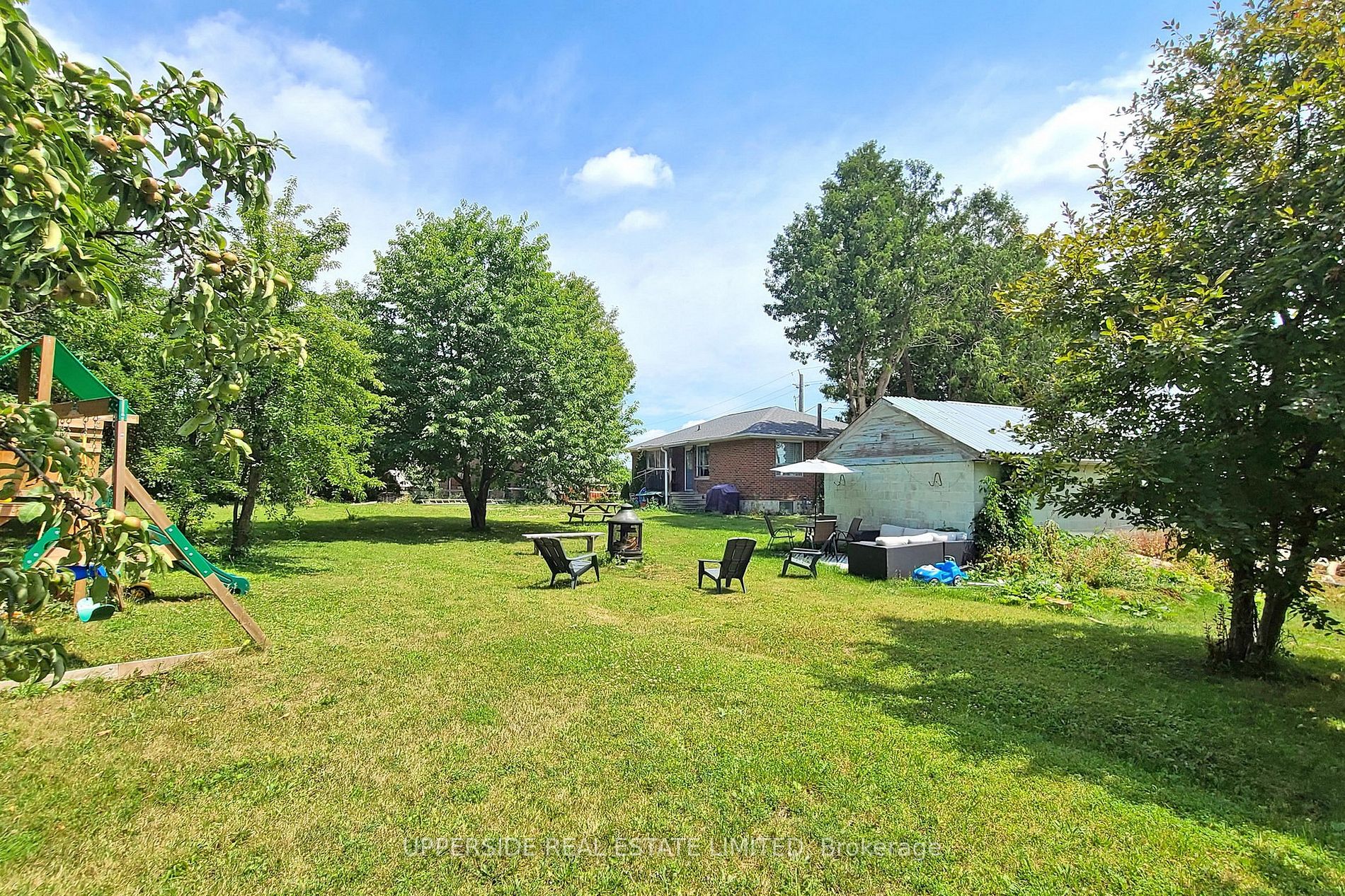 468 Simcoe Rd
