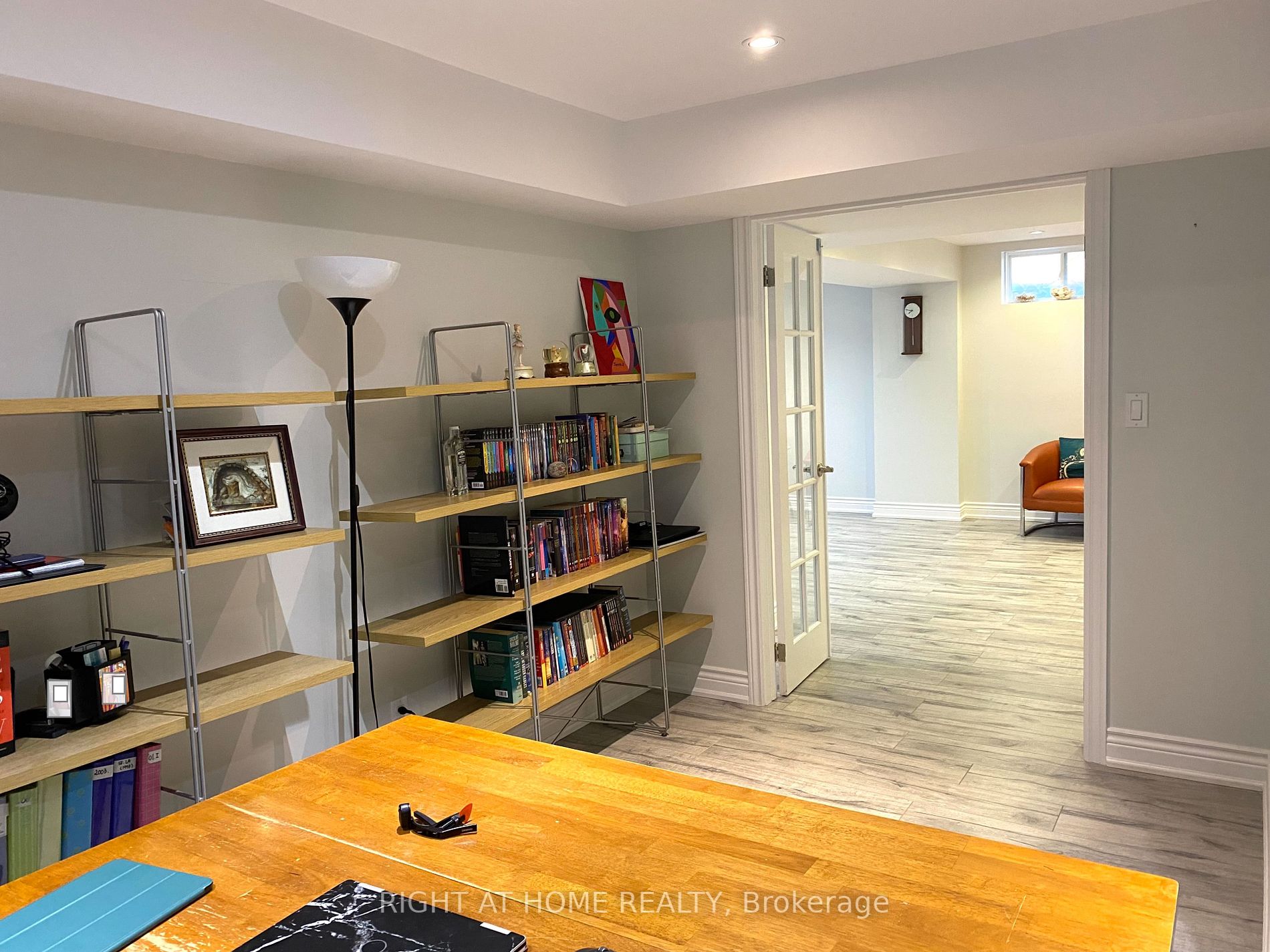 14 Orville Hand Court