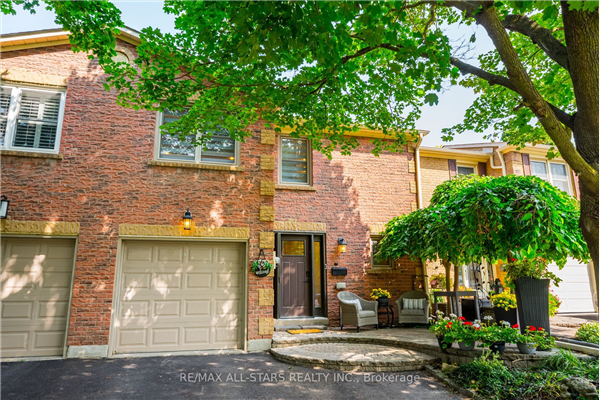 3 Sarah Jane Crt, Markham