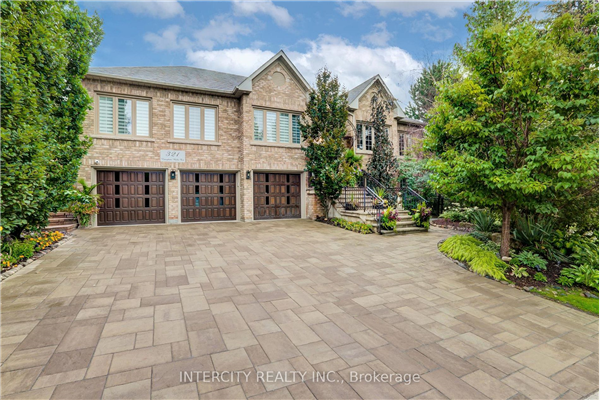 321 Vaughan Mills Rd W, Vaughan