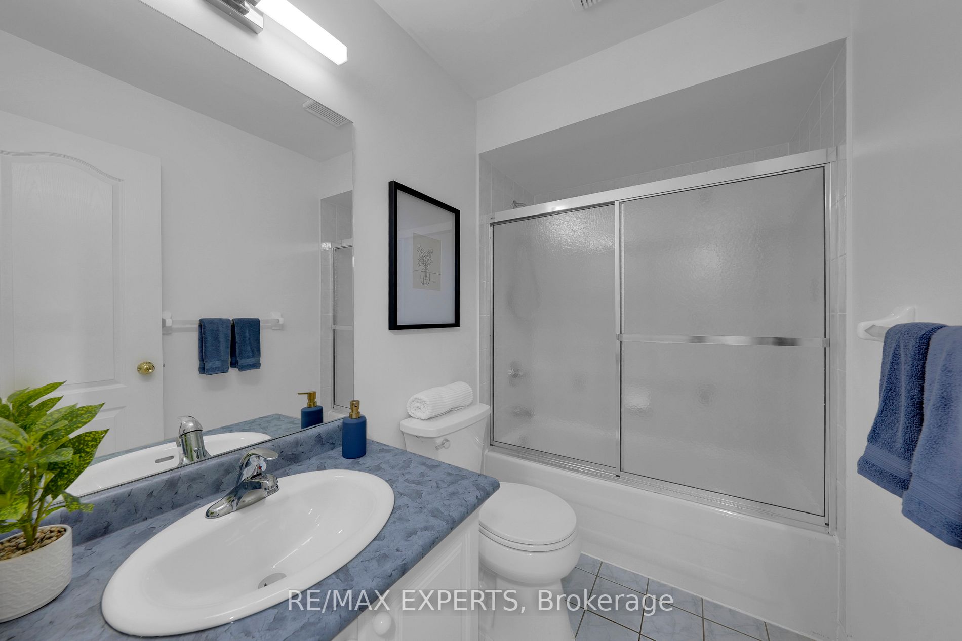 266 Royalpark Way